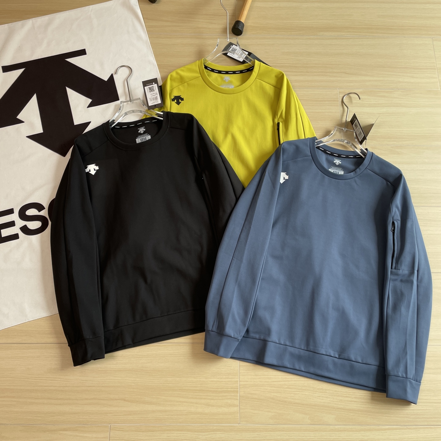
春款品质卫衣🆕🖤DESCENTE / 迪桑特25年品质春款三色圆领长袖卫衣打底上衣
迪家最新柜款  面