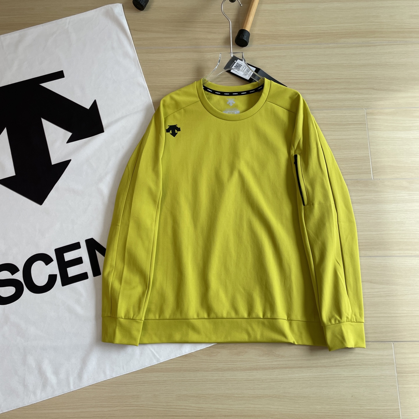 
春款品质卫衣🆕🖤DESCENTE / 迪桑特25年品质春款三色圆领长袖卫衣打底上衣
迪家最新柜款  面