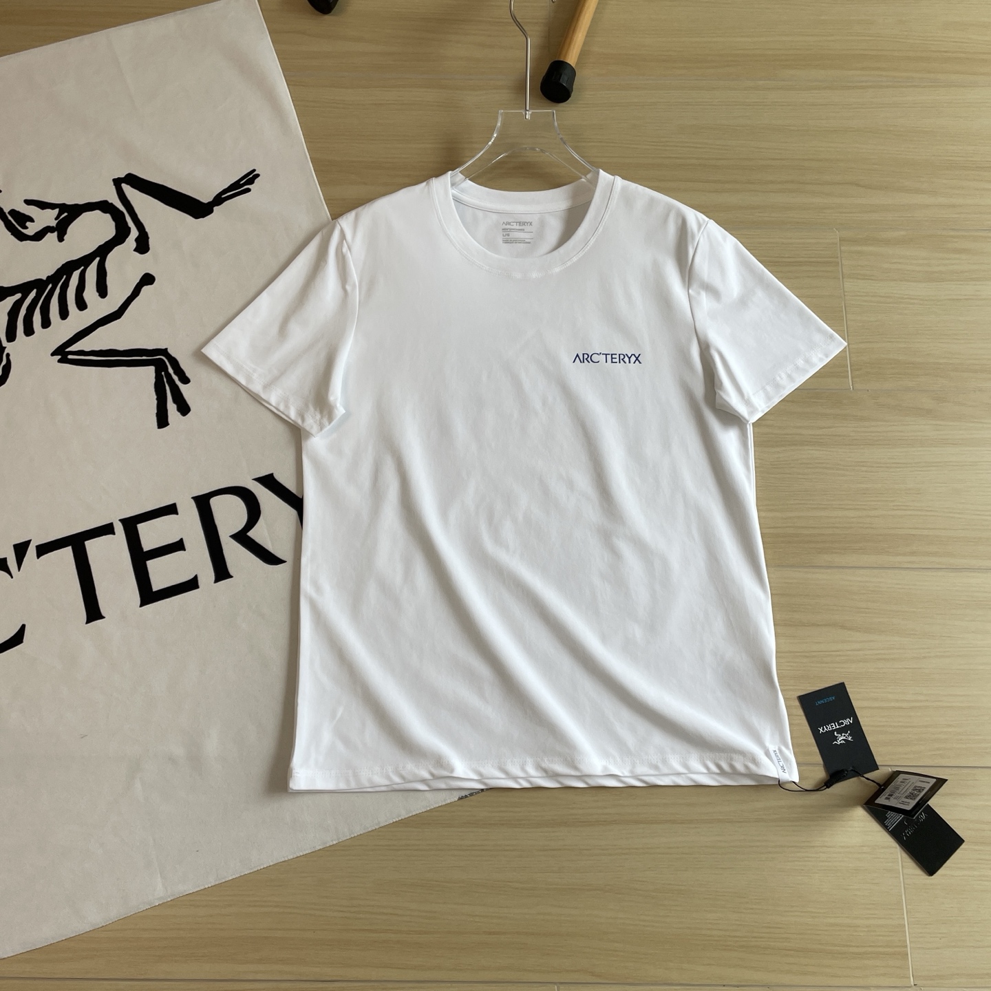 🖤主图
官网新款🆕🖤ARC'TERYX / 始祖鸟 男女款KRAGG SL 爽棉面料-模糊鸟标短袖T恤 