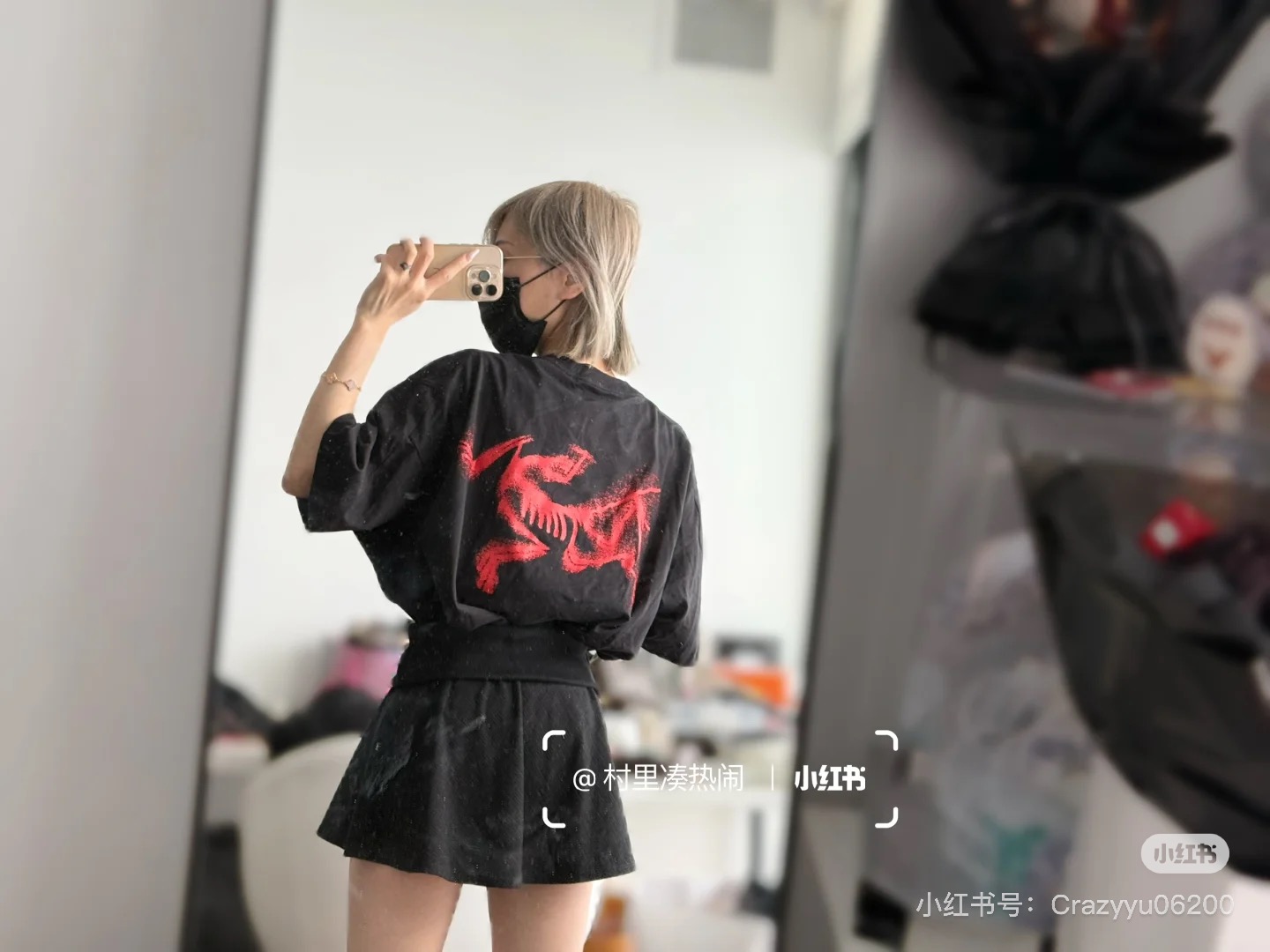 🖤模特+细节图
官网新款🆕🖤ARC'TERYX / 始祖鸟 男女款KRAGG SL 爽棉面料-模糊鸟标短