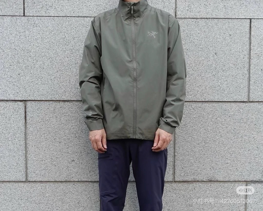 🖤模特图
品质外套🆕🖤ARC'TERYX / 始祖鸟 新款solano Jacket夹克三色顶级户外徒步