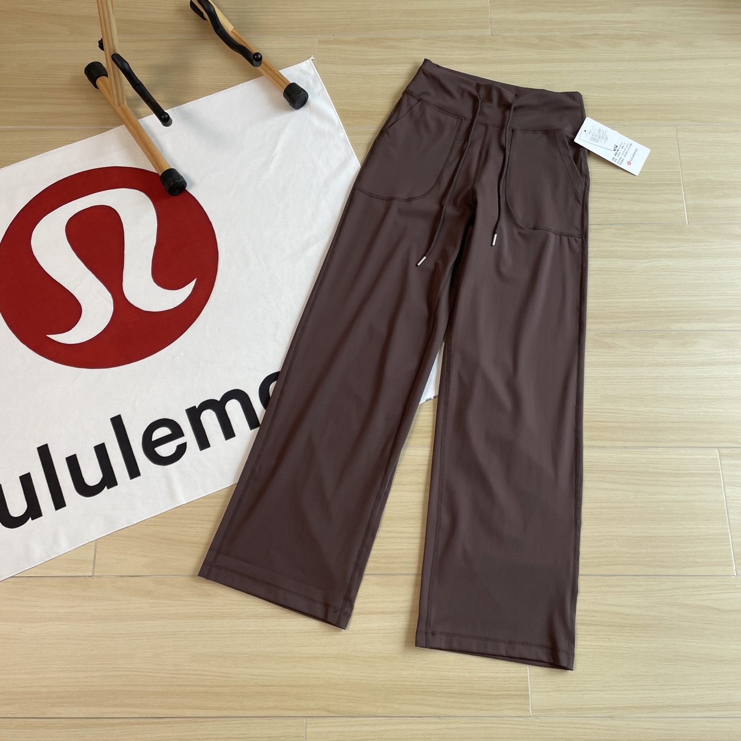 🖤主图
官网同款🆕🖤质感超好垂感十足 lululemon/璐璐乐蒙throwback still四色直筒
