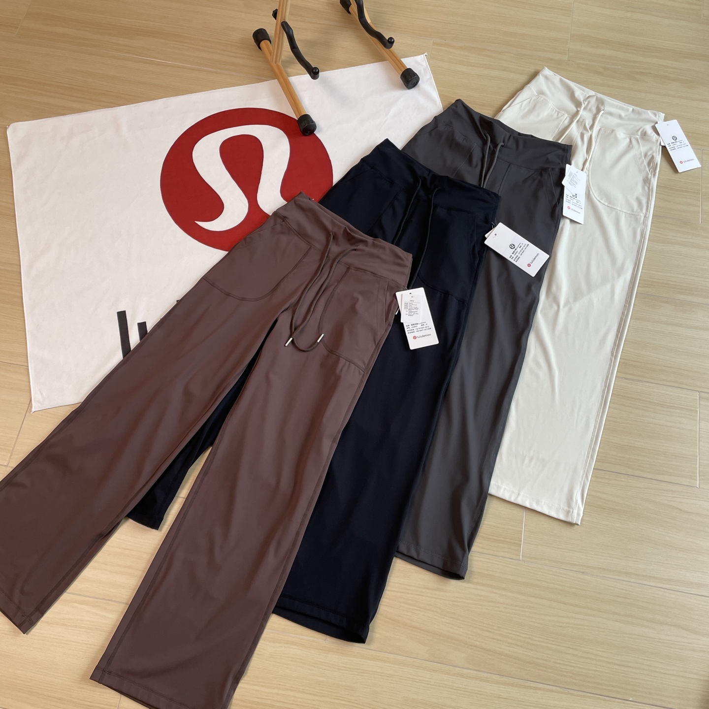 🖤主图
官网同款🆕🖤质感超好垂感十足 lululemon/璐璐乐蒙throwback still四色直筒