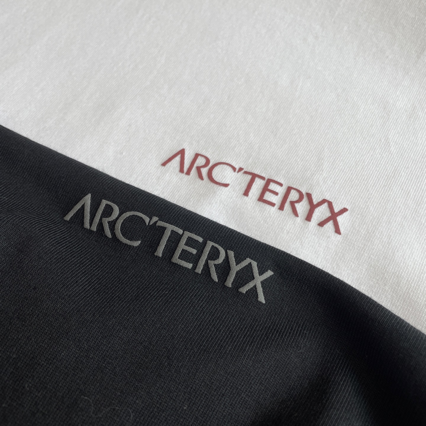 🖤细节图
夏季品质好货🆕🖤ARC'TERYX / 始祖鸟 三色logo 太美了鸟家年度最优质的印花发泡浮