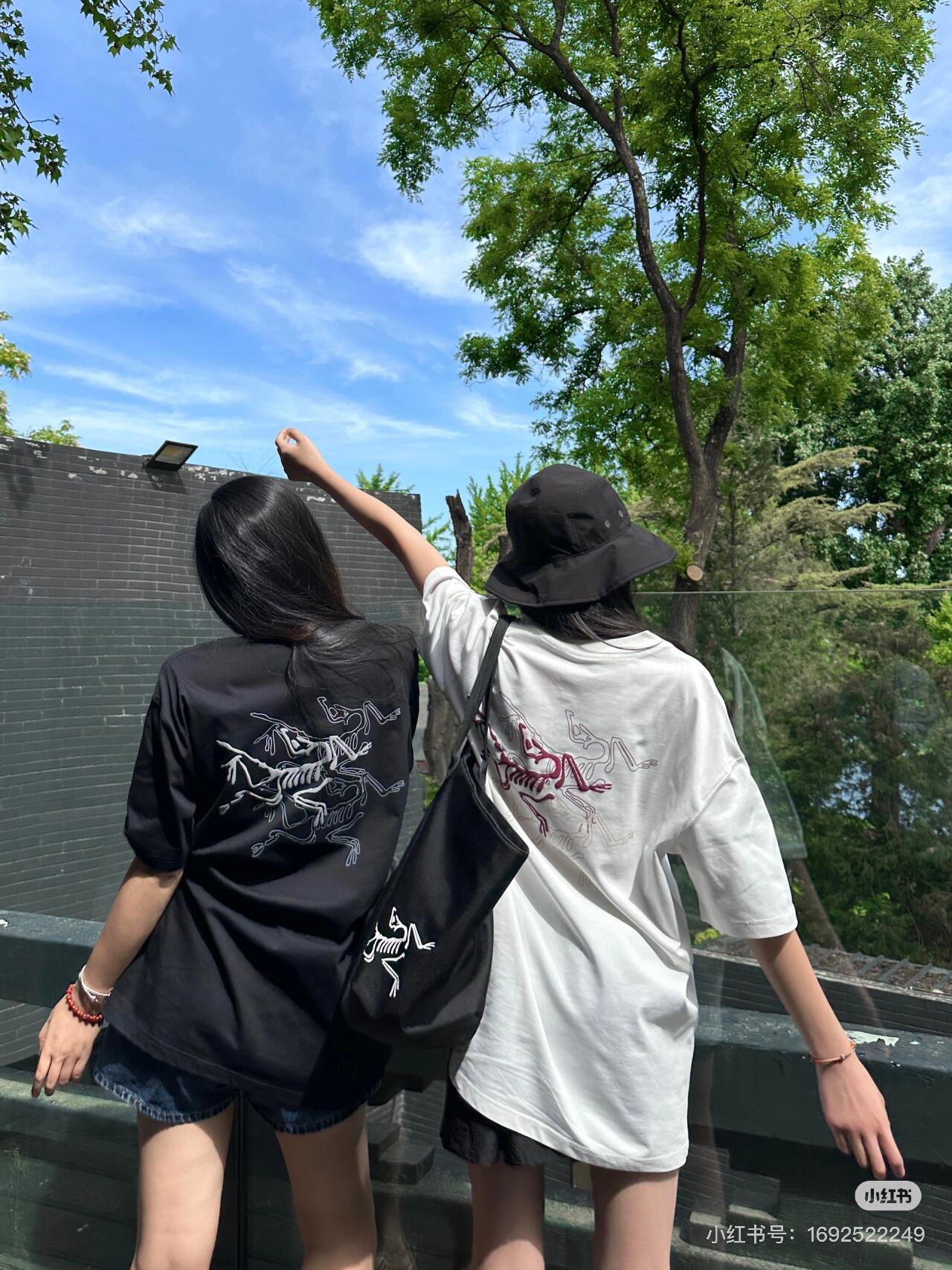 🖤模特图
夏季品质好货🆕🖤ARC'TERYX / 始祖鸟 三色logo 太美了鸟家年度最优质的印花发泡浮