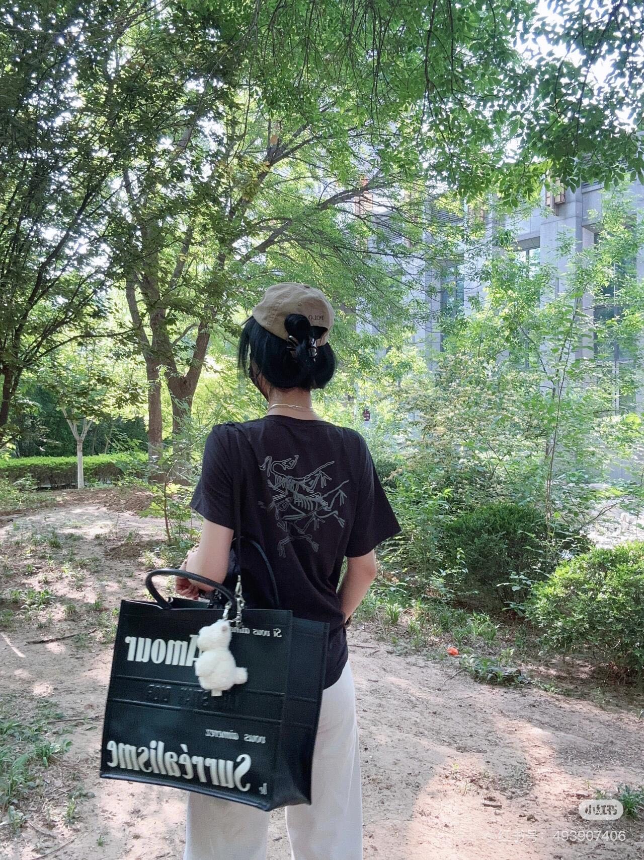 🖤模特图
夏季品质好货🆕🖤ARC'TERYX / 始祖鸟 三色logo 太美了鸟家年度最优质的印花发泡浮