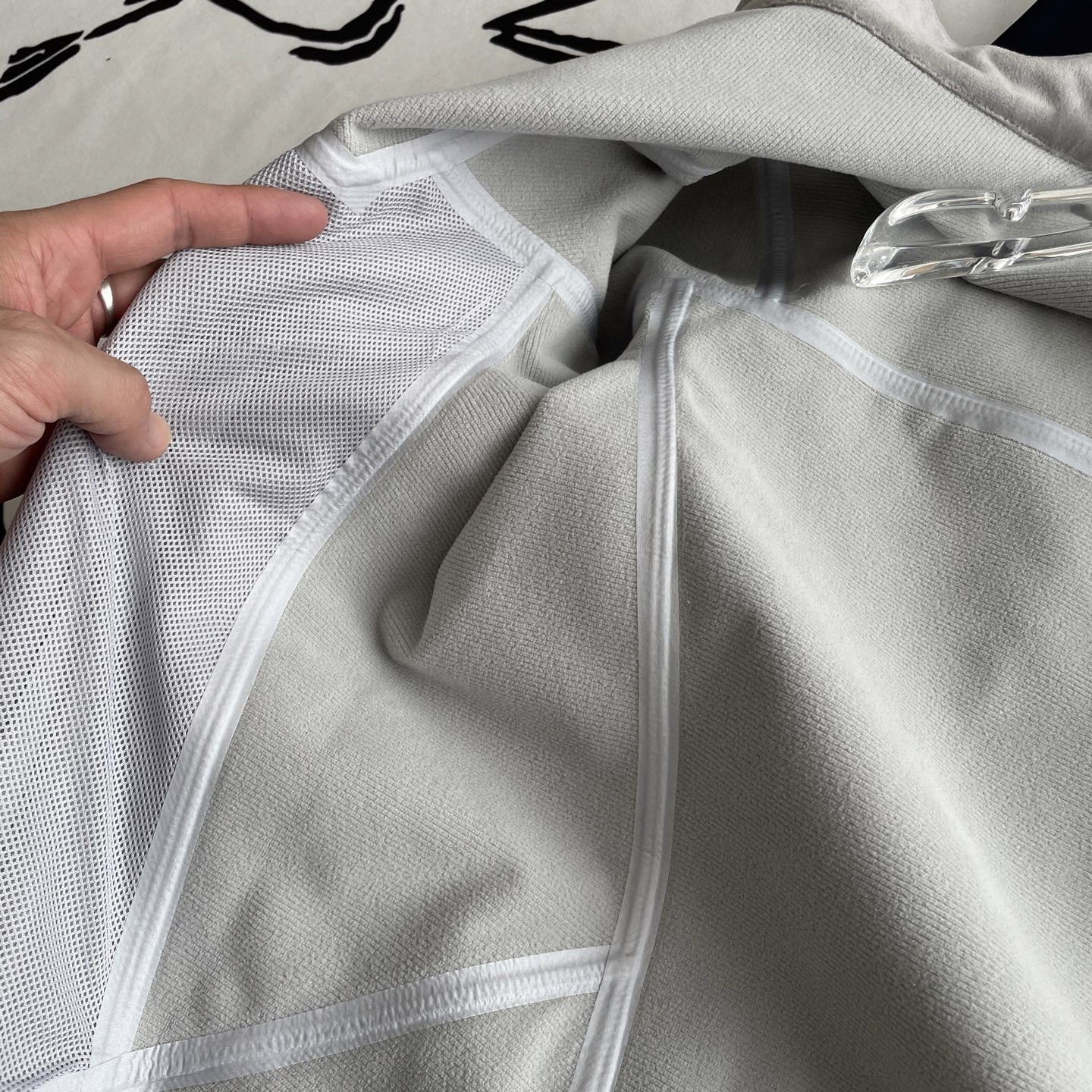 🖤细节图
25年春款 🆕🖤ARC'TERYX / 始祖鸟春款拉绒新款三色户外高品质刺绣logo半领拉链户