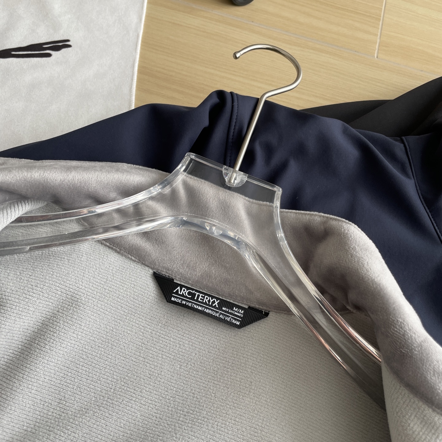 🖤细节图
25年春款 🆕🖤ARC'TERYX / 始祖鸟春款拉绒新款三色户外高品质刺绣logo半领拉链户