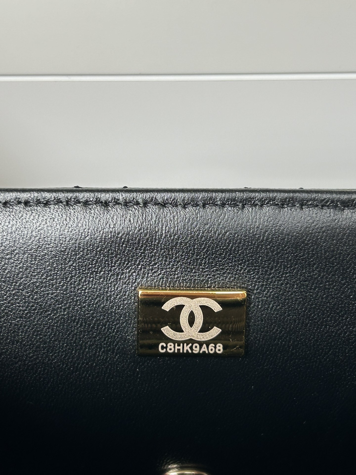 Chanel21K最新MiniCFhandle手提包AS2431经典菱格口盖包饰以精致经典链子搭配手提细