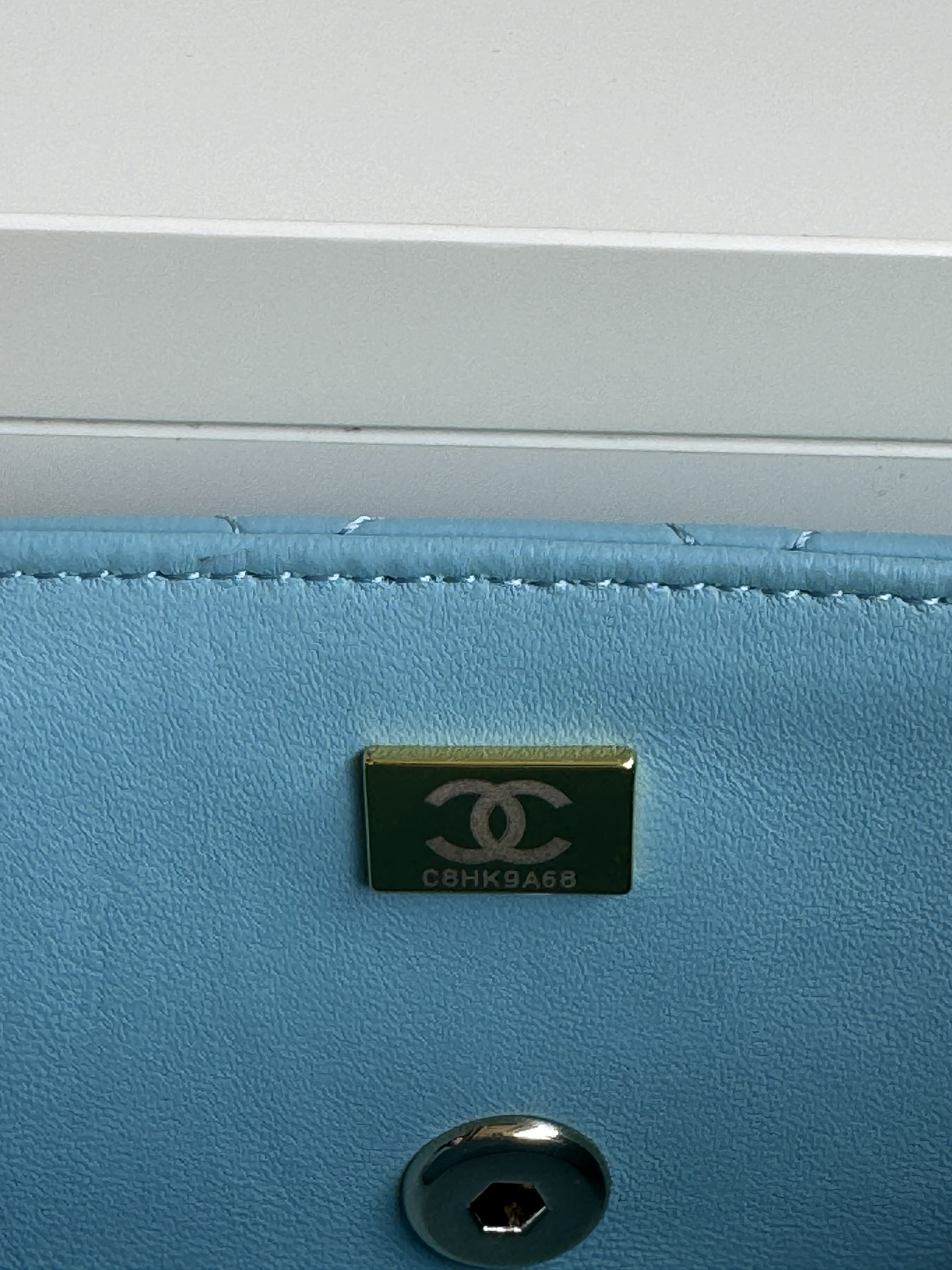 Chanel21K最新MiniCFhandle手提包AS2431经典菱格口盖包饰以精致经典链子搭配手提细
