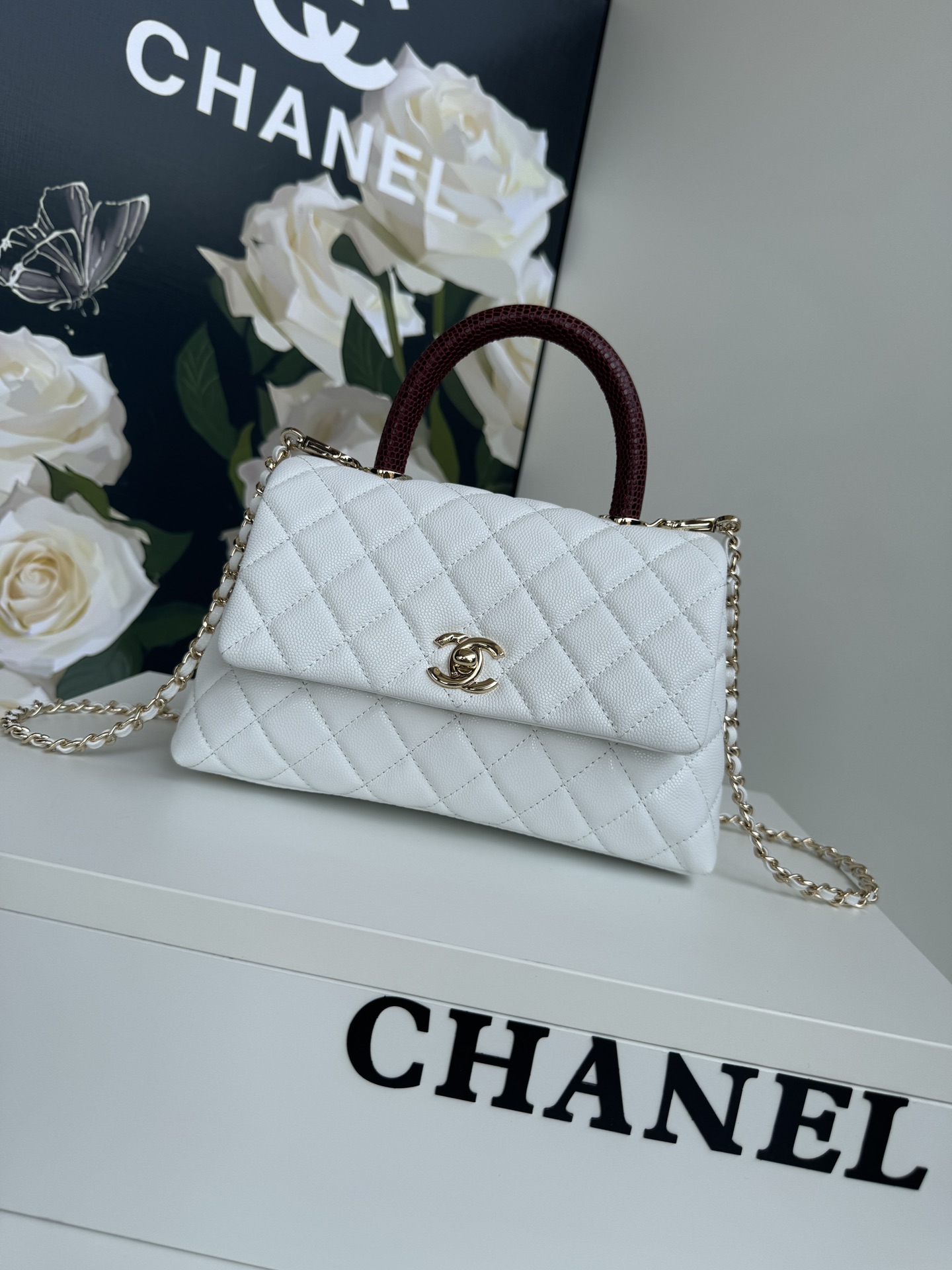 Chanel Classic Flap Bag Identique à l’original
 Or Cuir de veau vache A92990