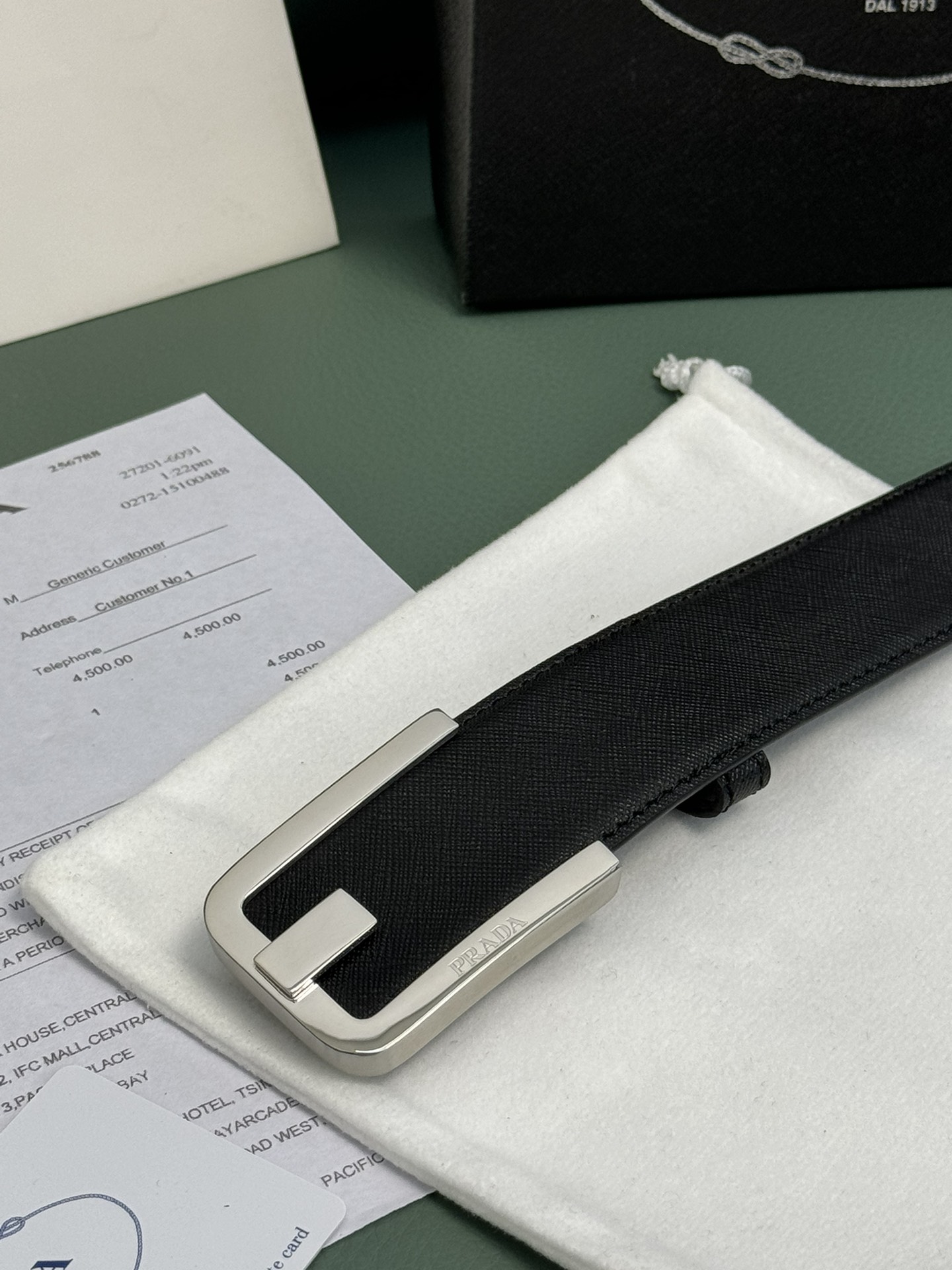 Prada Men’s 3.8cm Leather Belt: Exquisite Quality and Low-key Luxury - 图片 3