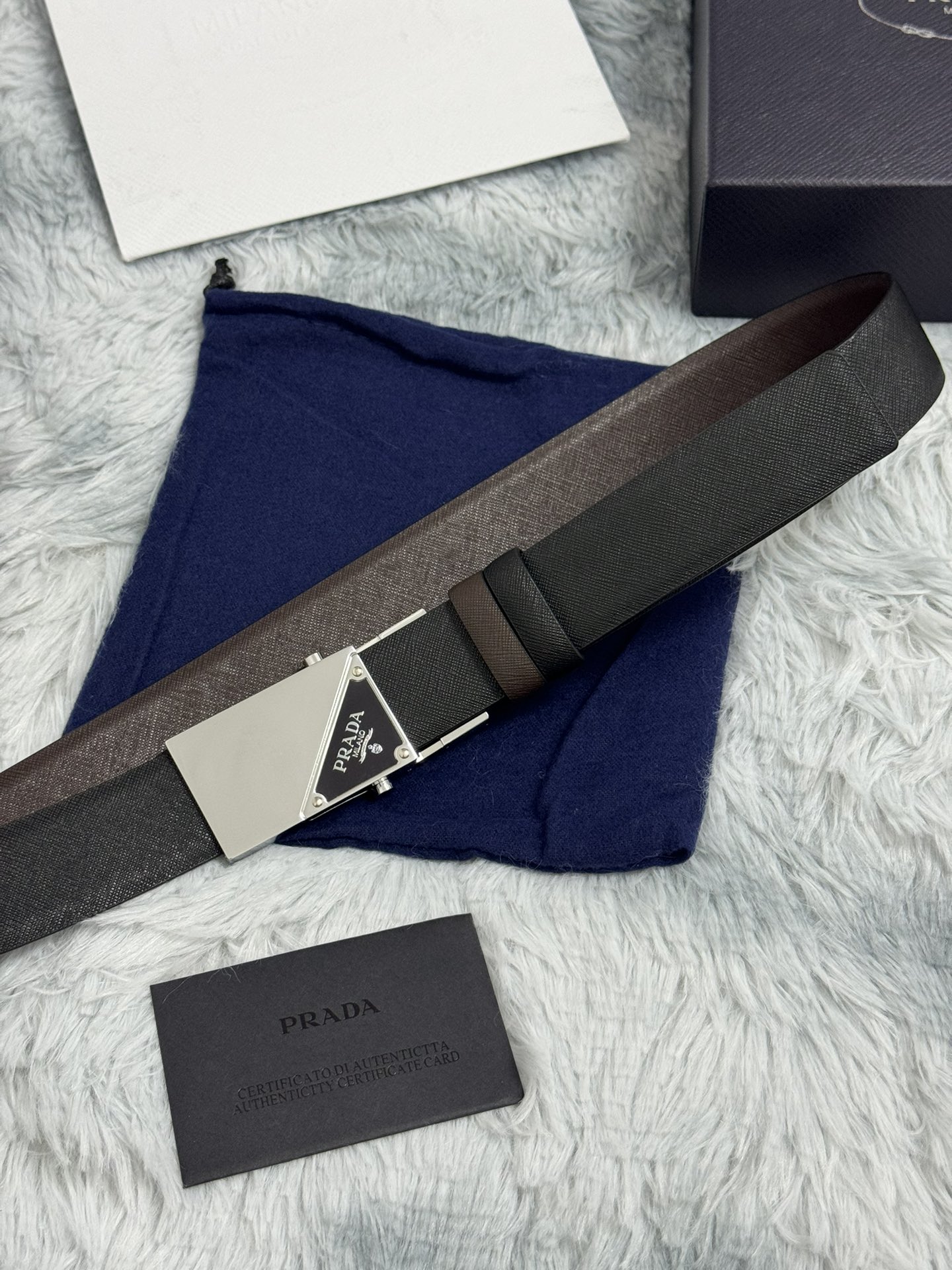 Luxurious Prada Protégé: Exquisite 3.5 cm Cattle Skin Quality Craftsmanship - 图片 5
