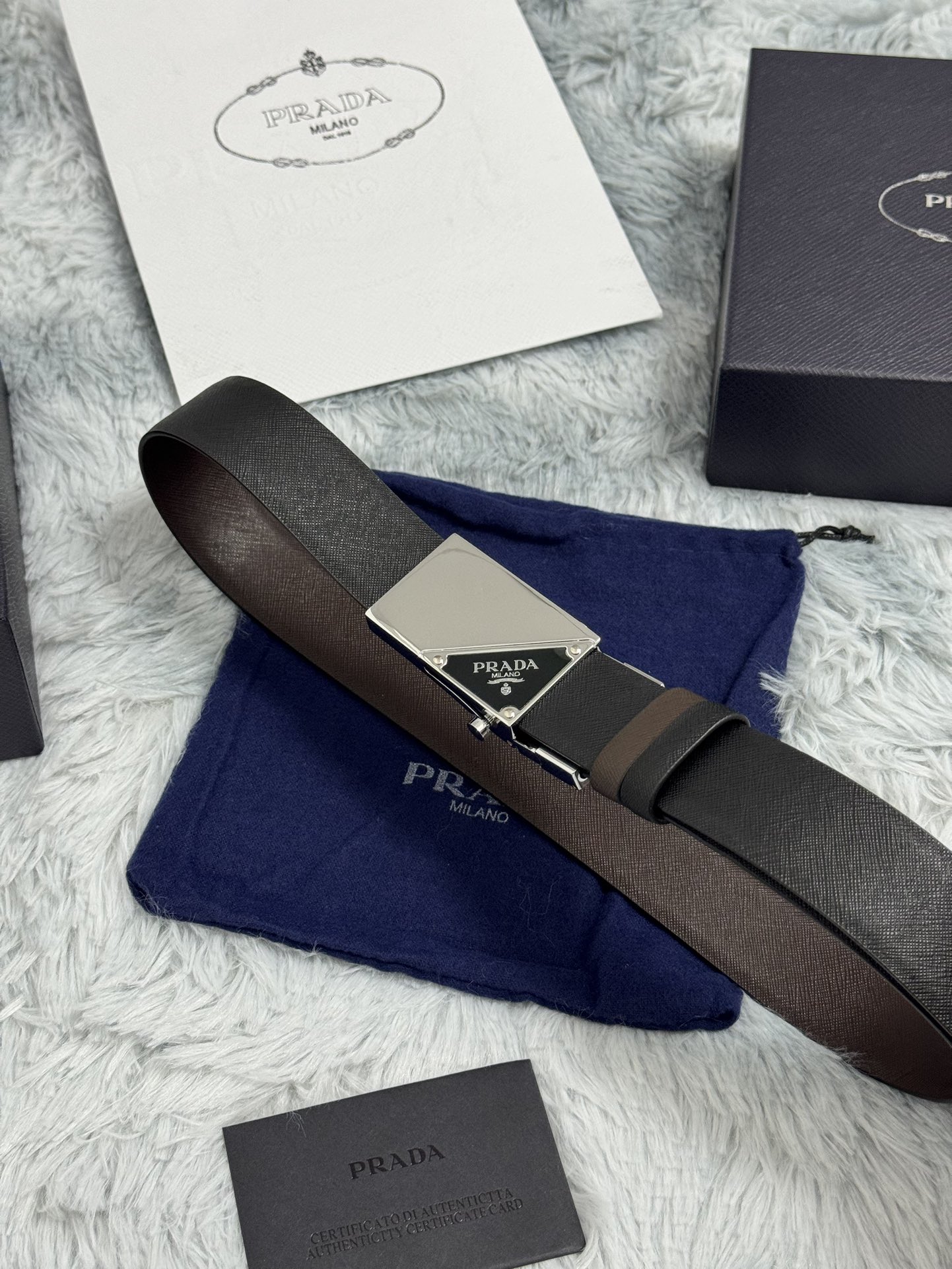 Luxurious Prada Protégé: Exquisite 3.5 cm Cattle Skin Quality Craftsmanship - 图片 4