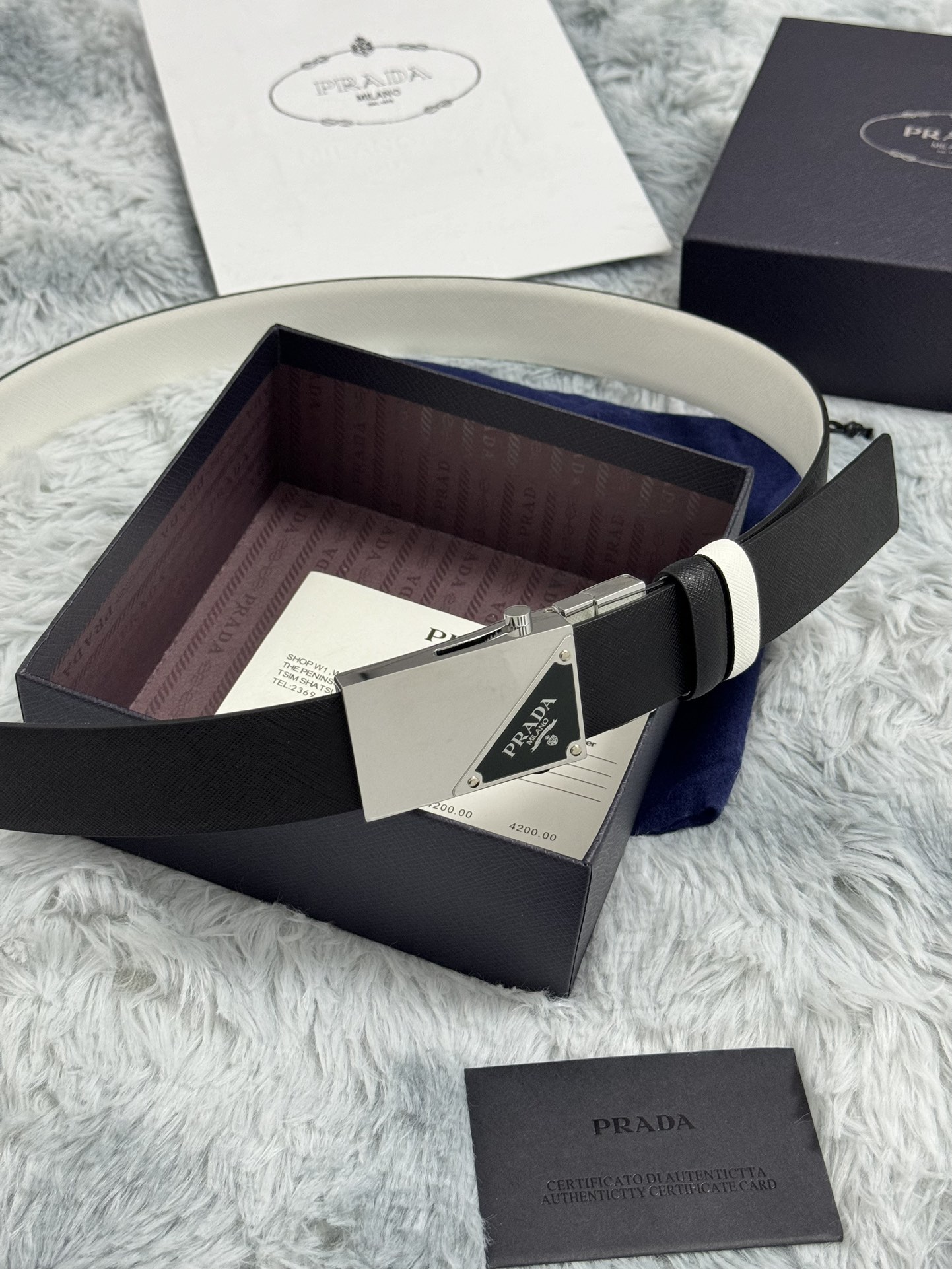 “PRADA Protégé Plada: Exquisite Low-Key Luxury in 3.5 cm Cattle Skin Quality” - 图片 7