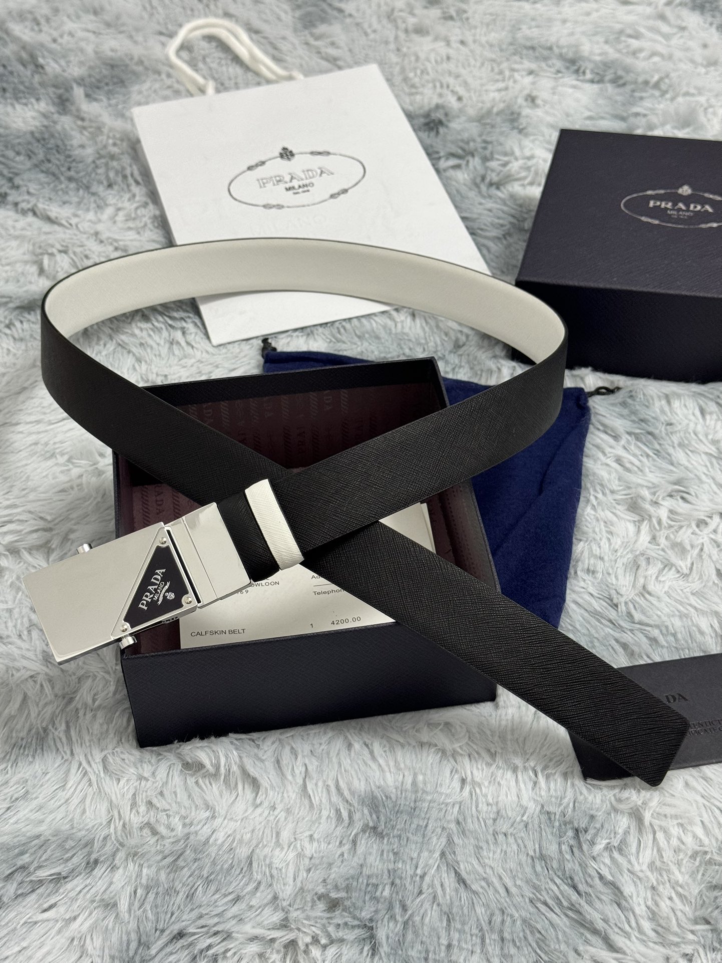 “PRADA Protégé Plada: Exquisite Low-Key Luxury in 3.5 cm Cattle Skin Quality” - 图片 2