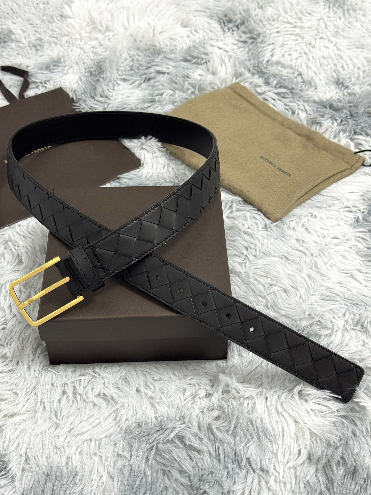 BOTTEGA VENETA 3.5cm 黑 手工编织牛皮经典之作
