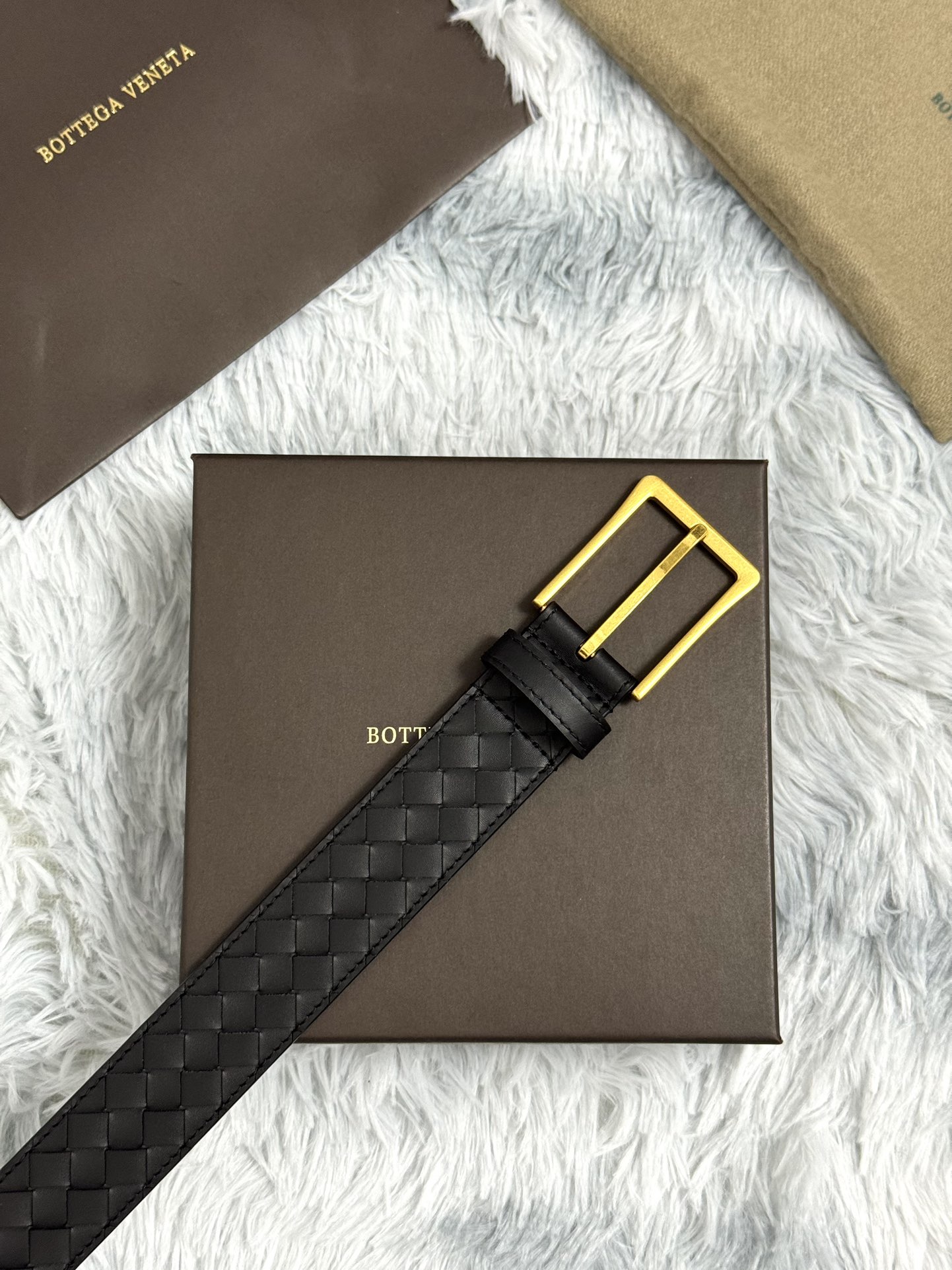 BOTTEGA VENETA 3.5cm 黑 手工编织牛皮经典之作