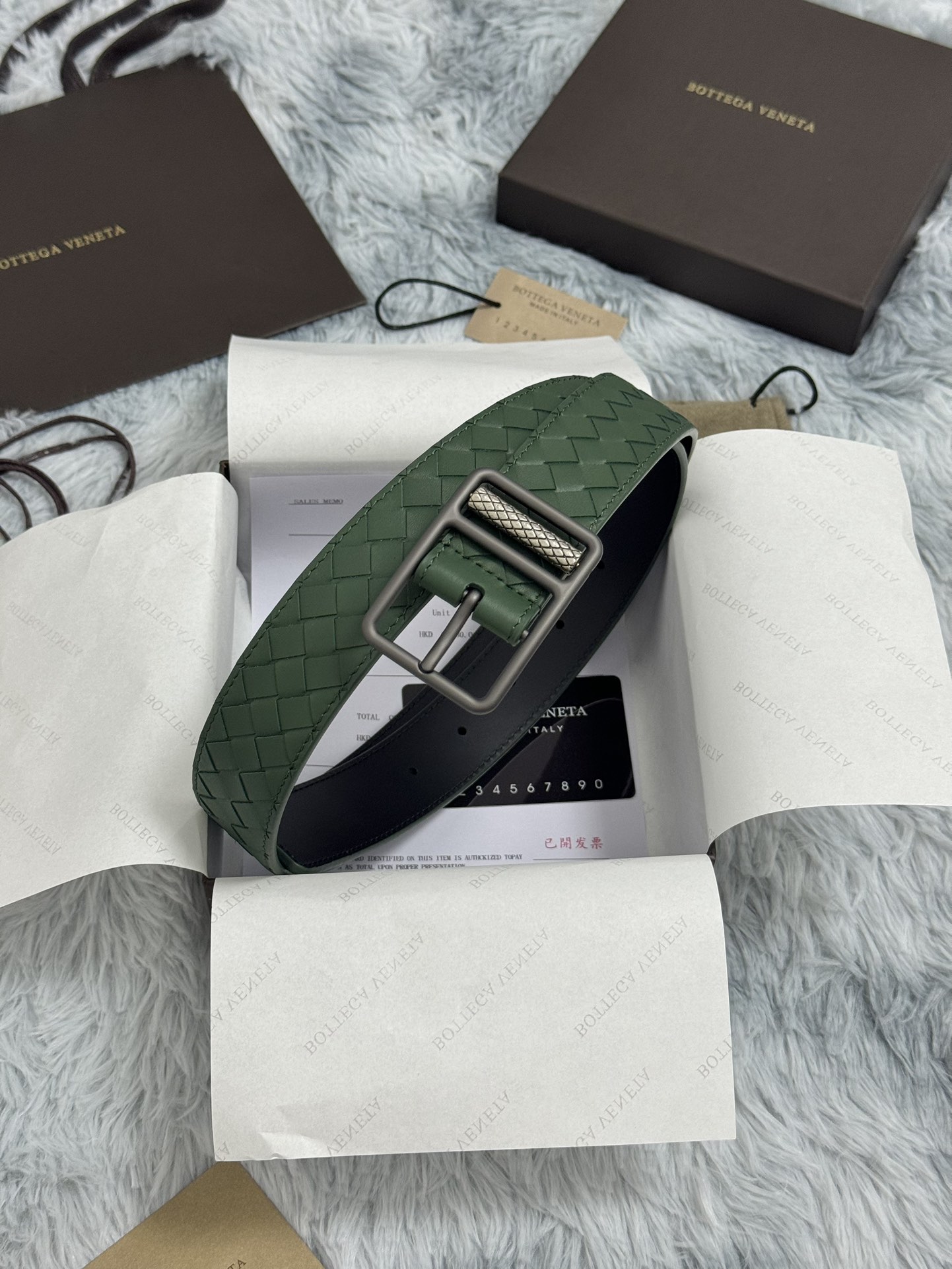 BOTTEGA VENETA 3.5cm 绿 手工编织牛皮经典之作