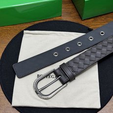 BOTTEGA VENETA 3.5cm 咖啡小牛皮皮革手工编织,手工编织新款牛皮经典之作。每个 BOTTEGA VENETA 3.5cm 咖啡小牛皮皮革手工编织,手工编织新款牛皮经典之作。每个