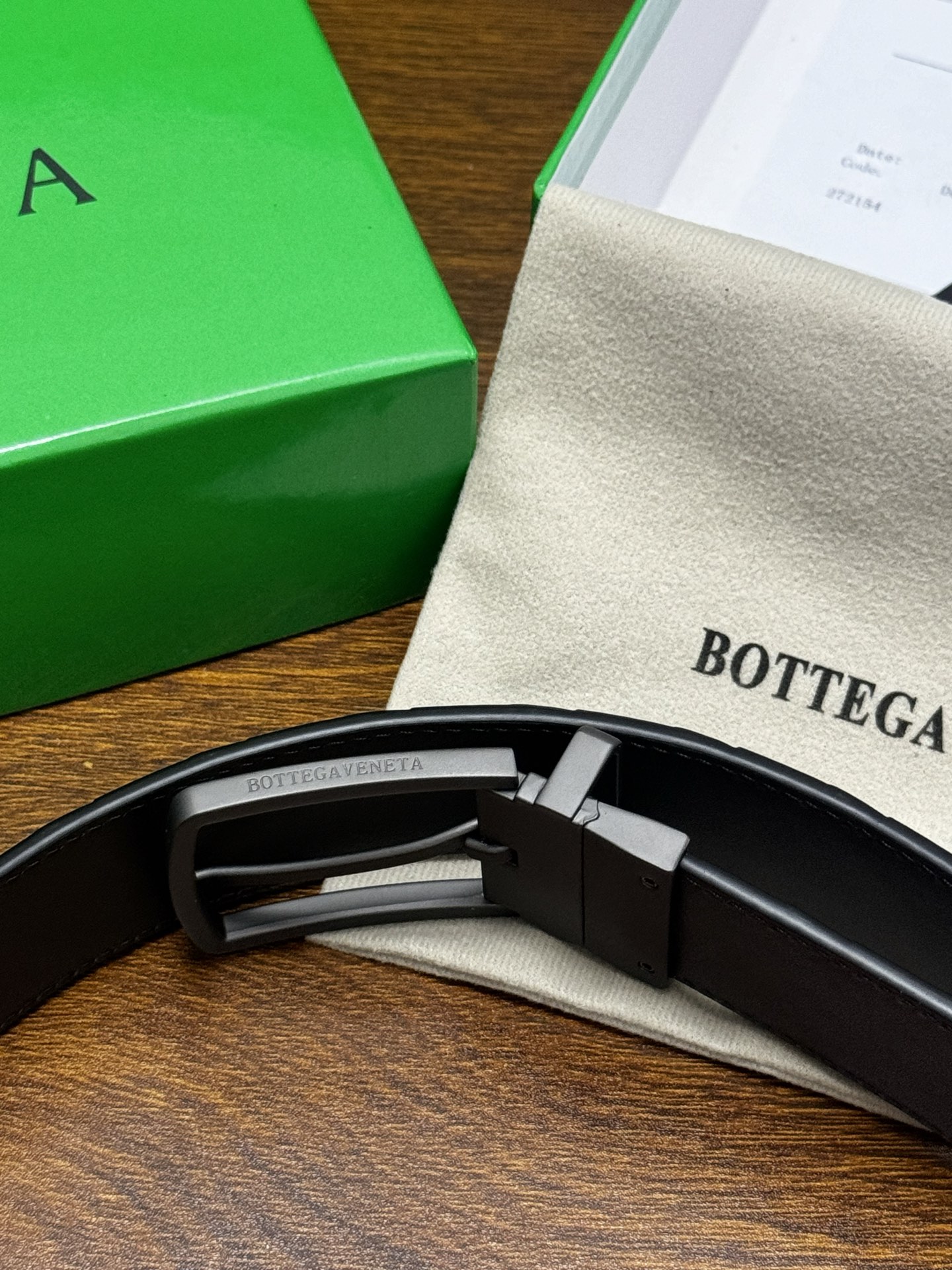 BOTTEGA VENETA 3.5cm 黑色/咖啡底 Intrecciato编织皮革双面腰带,金属可旋转搭 BOTTEGA VENETA 3.5cm 黑色/咖啡底 Intrecciato编织皮革双面腰带,金属可旋转搭