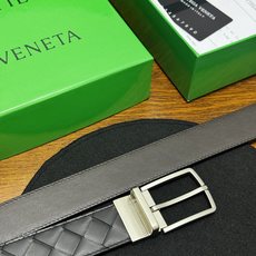 BOTTEGA VENETA 3.5cm 黑色/咖啡底 Intrecciato编织皮革双面腰带,金属可旋转搭 BOTTEGA VENETA 3.5cm 黑色/咖啡底 Intrecciato编织皮革双面腰带,金属可旋转搭