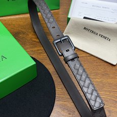 BOTTEGA VENETA 2.5cm 咖啡 Intrecciato Piccolo编织腰带,牛皮皮革手工编织 BOTTEGA VENETA 2.5cm 咖啡 Intrecciato Piccolo编织腰带,牛皮皮革手工编织