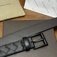 BOTTEGA VENETA 3.5cm 黑色/咖啡底 Intrecciato编织皮革双面腰带,金属搭扣开合 BOTTEGA VENETA 3.5cm 黑色/咖啡底 Intrecciato编织皮革双面腰带,金属搭扣开合