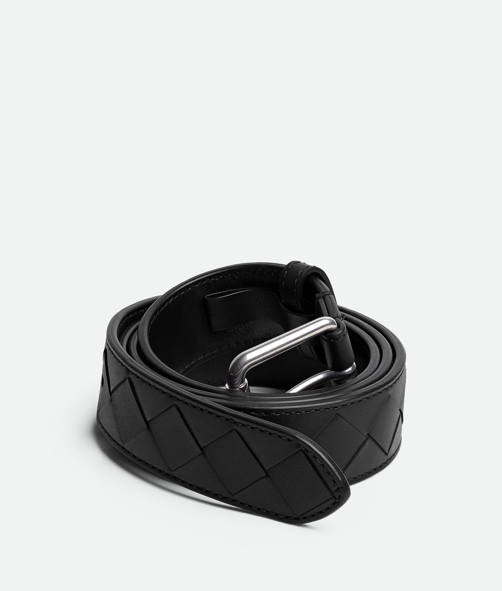 BOTTEGA VENETA   3.0cm    黑色 Intrecciato编织牛皮革腰带，金属搭扣爪扣开合配色饰面