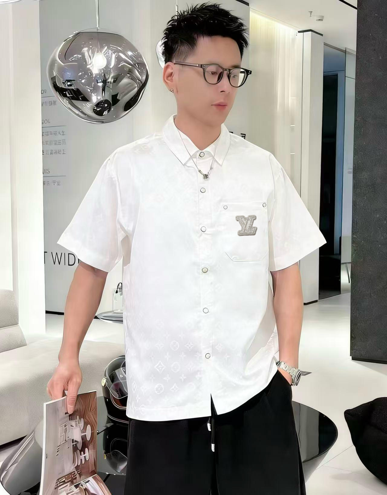 P115 Estilo: Nueva camisa de manga corta jacquard Louis Vuitton 2026. Material: tejido jacquard de hielo personalizado …