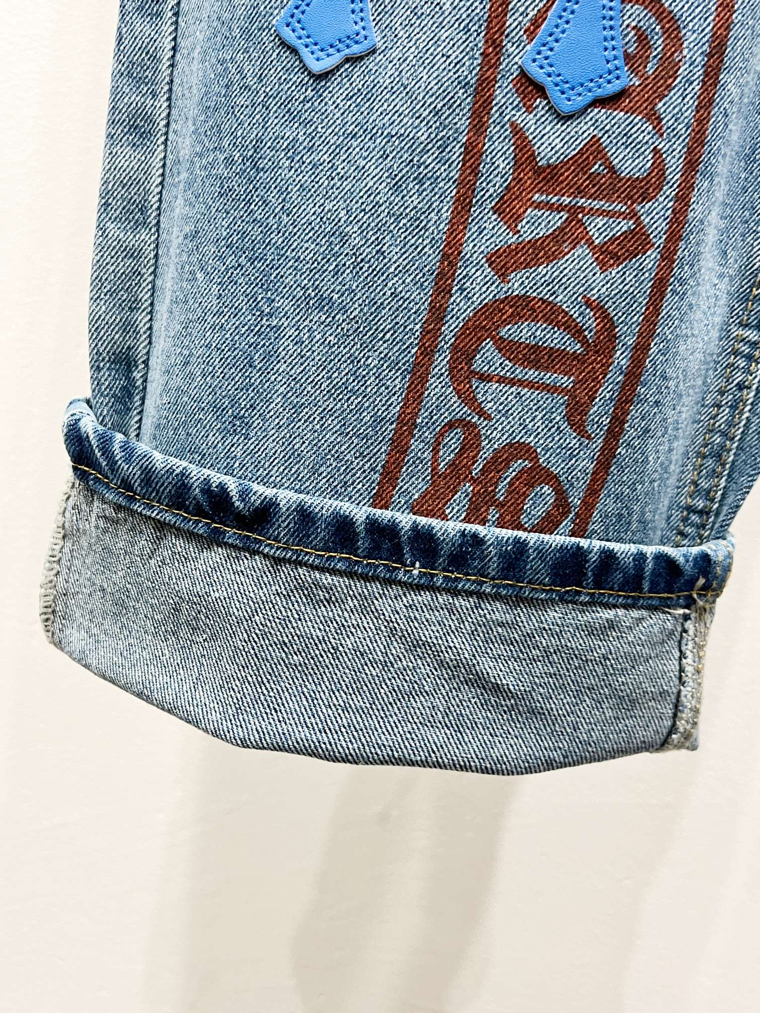 aa.jpg