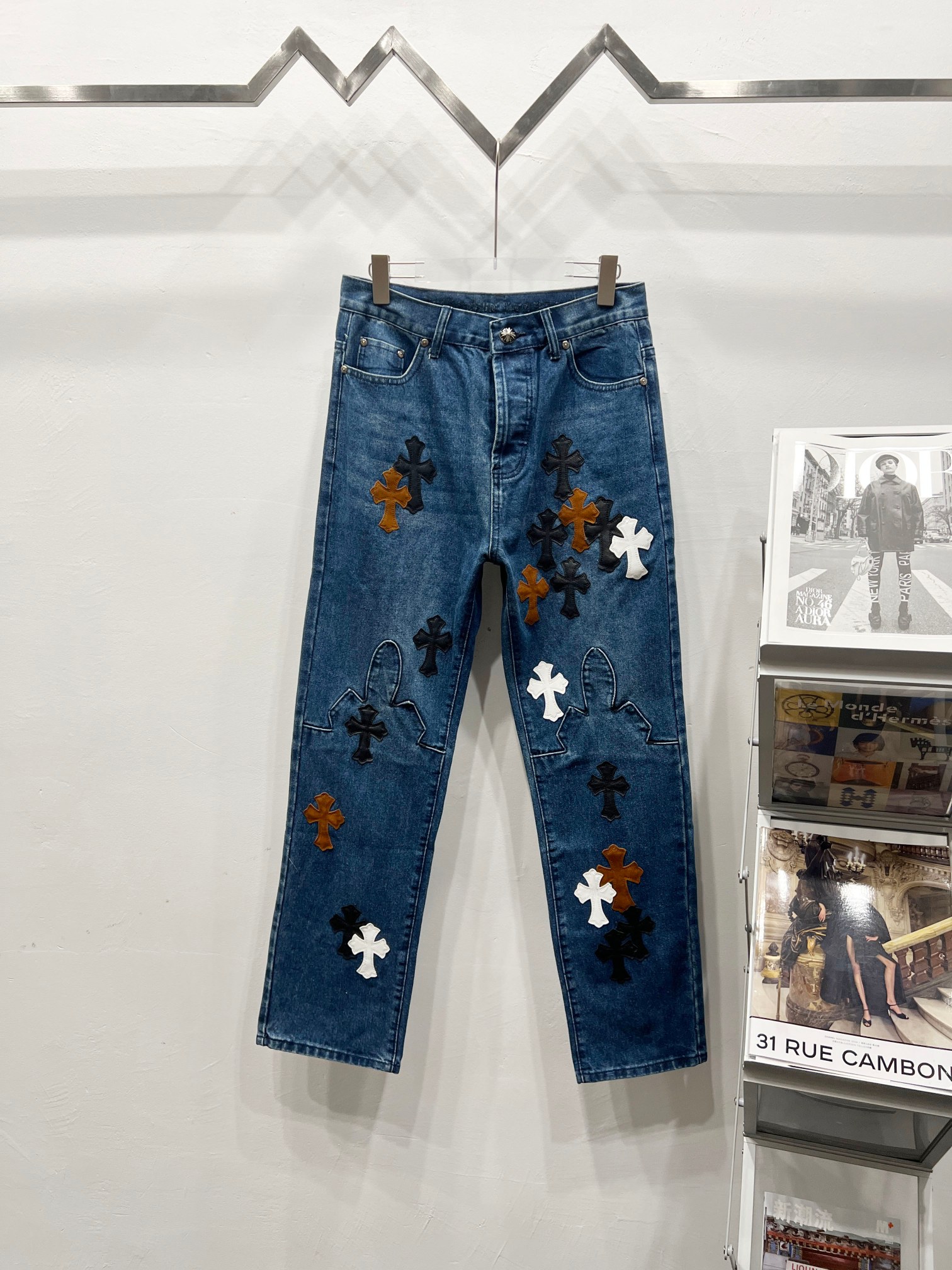 _dwB9swjNL83I4bw4ilh8PJAcCy8oEo4iXW9zbUw