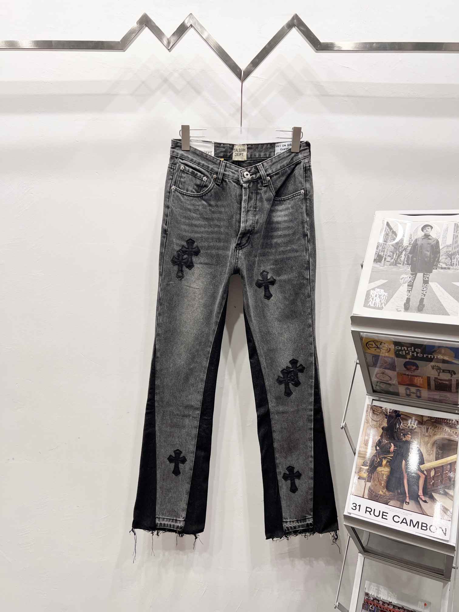 _dup9sJJlB77GljG11ZA3FBUZDSvC_dJB2CFd3jQ