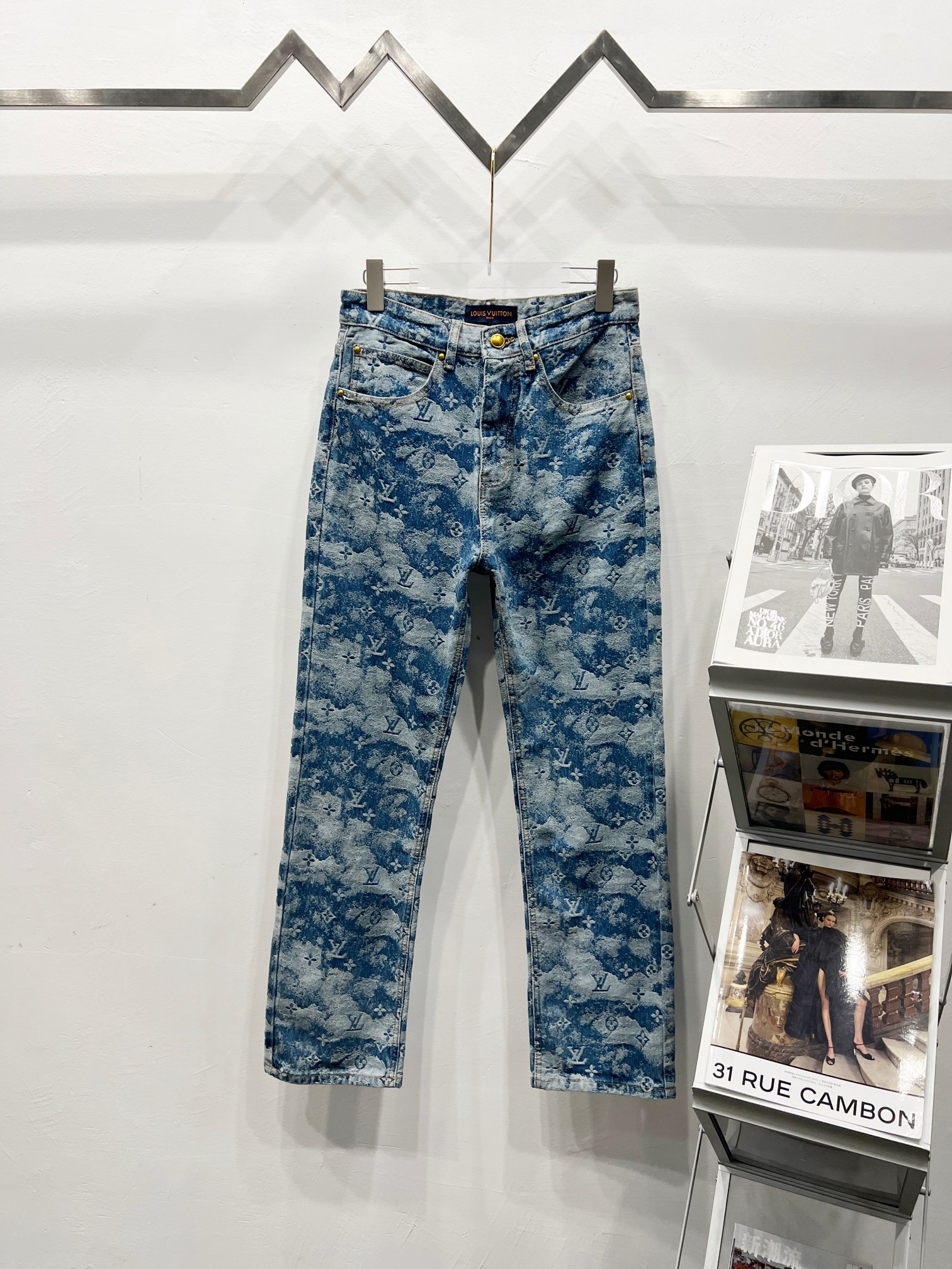 P125 Número de estilo: (k1501) Lujia 2025 nuevos jeans lavados con logo estampado en jacquard de nubes para parejas 🔥V…