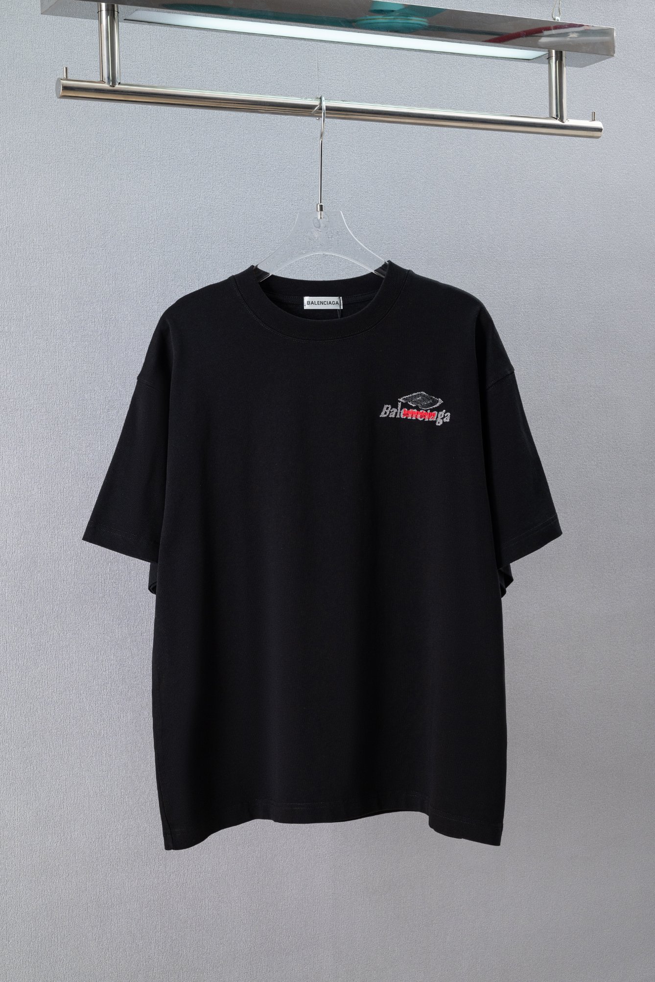 P90 No. de estilo: (Q231) Balenciaga26ss nueva camiseta de manga corta con cuello redondo y letras bordadas de industri…