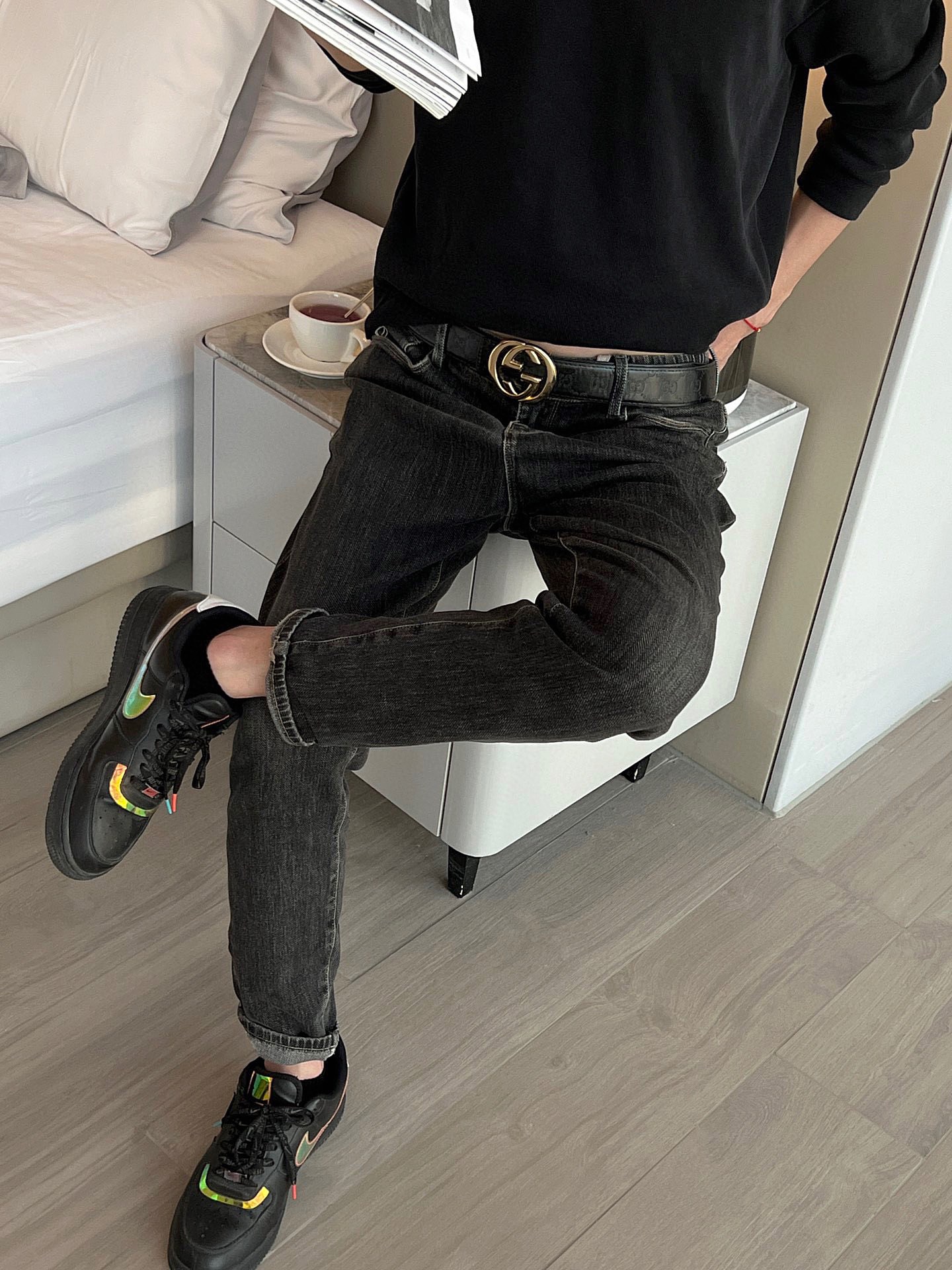 Defined by an interlocking Double G buckle, this belt offers versatile - Comprehensive 3