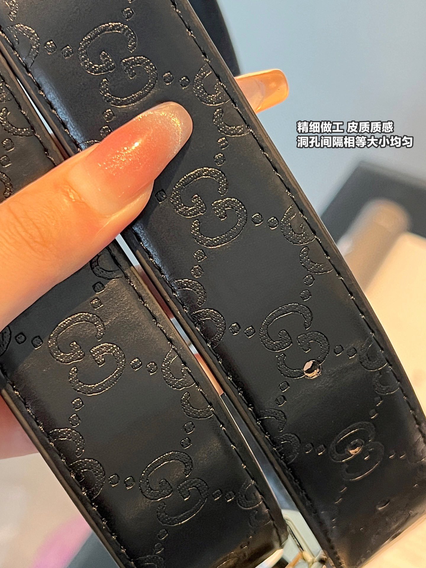 这款互扣式双 G 带扣腰带 4