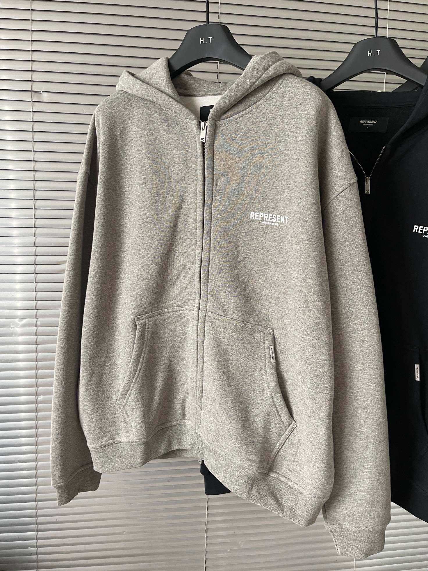 _dEN9s0bDwXpITOKylgkWyUBHEnUKPyRHTvRbM5g