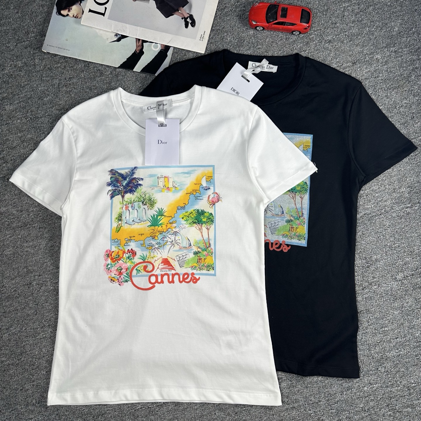 NO:440483,Dio* 25ss Cannes City Landscape Print T-shirt Cotton Fabric Slim fit Two-color SML,,dior,tees,t-shirt,alexander wang19860909Dio* 25ss 戛纳城市风景印花T恤 纯棉面料 修身版型 两色SML,,dior,tees，t-shirt,alexander wang,Women's clothing