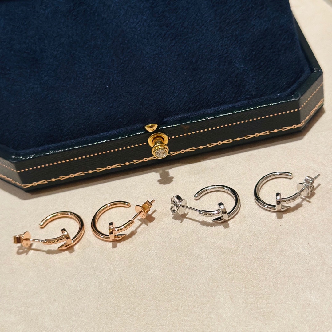 NO:106534,Hot products, Kajia, small, nails, earrings [color] Classic JUSTE UN CLOU series presses the version according to 18K real gold goods. Look at the details and look at the craftsmanship [Deyi] Exclusively shipped and sold all versions on the market in seconds!  Made of high-end materials, same style of goddess, atmospheric and versatile, platinum, rose gold, electroplated thick gold earrings, fine jewelry, christian louboutin19860909爆款 卡家 小号 钉子 耳钉 [色] 经典JUSTE UN CLOU系列按 照18K真金货打版. 看细节看工艺 [得意]独家出货秒杀市面所有版本 ！高端材质打造 女神同款 大气百搭 白金 玫瑰金两色齐 电镀厚金 耳钉,饰品精品,christian louboutin,Jewelry