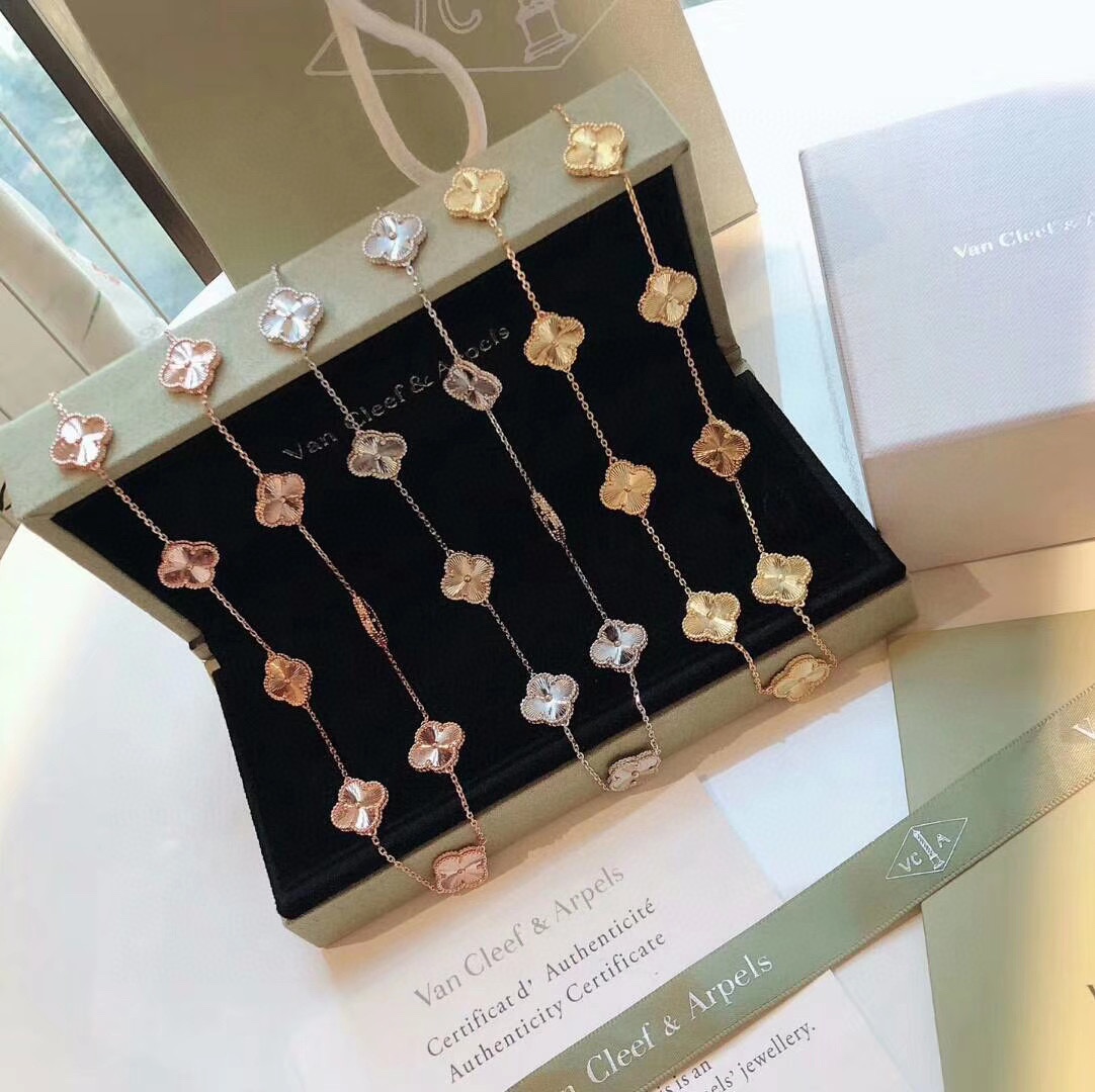 NO:106537,Vca Van Cleef & Arpels 50th Anniversary Limited Edition Ten Flower Necklace Retro Elegant Laser Carved Four-Leaf Crop Selected Imported Materials of Germany Electroplating Thick Gold Rose Gold Platinum Gold Three Colors Optional, Jewelry Boutique, van clue, necklace, gold19860909Vca 梵克雅宝 50周年限量版十花项链 复古优雅 镭射雕花四叶草 精选德国进口材质电镀厚金 玫瑰金 铂金 黄金 三色可选,饰品精品,van cleef,necklace,gold,Jewelry