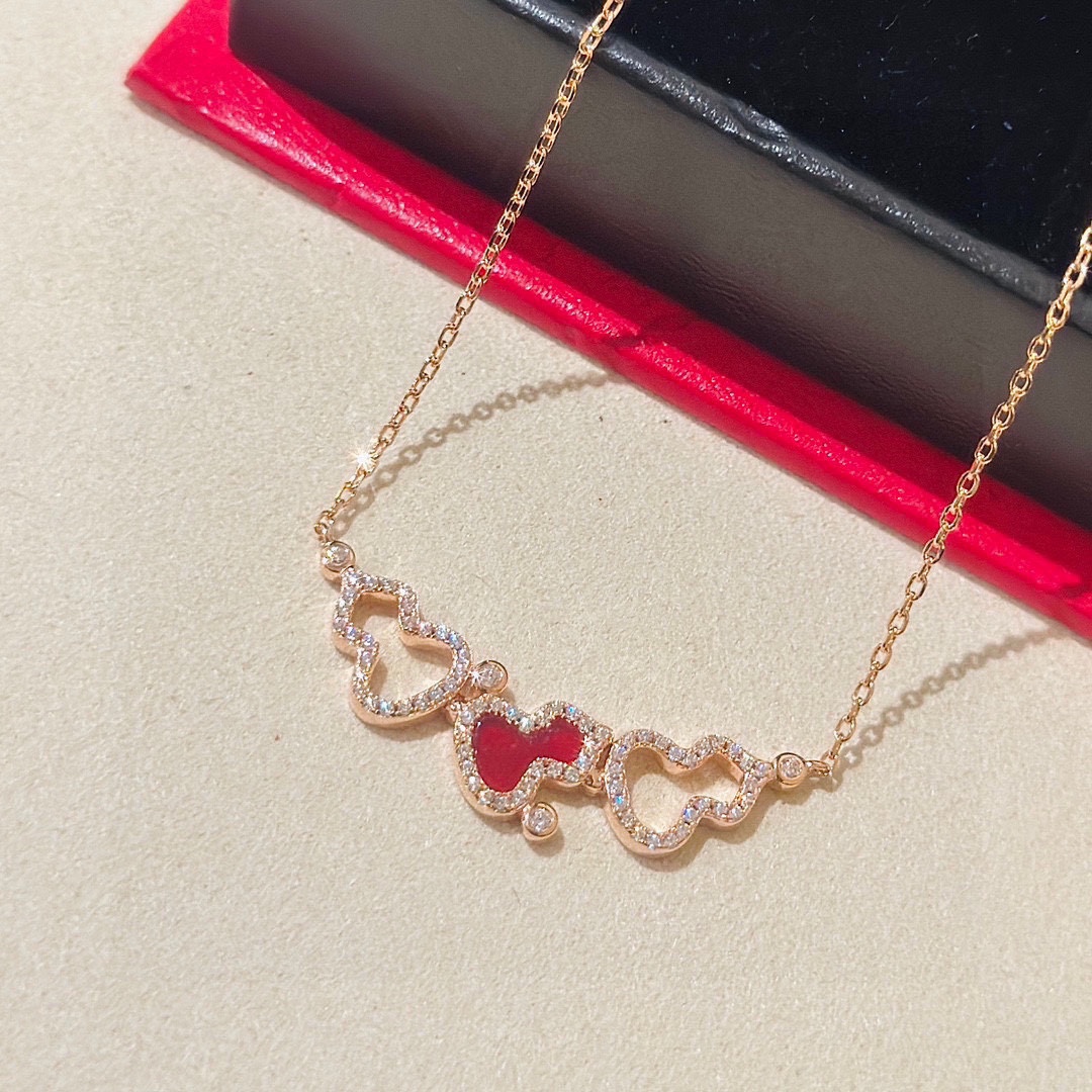 NO:105878,Hot products are released in seconds Qeelin's WULU series Three gourds, red agate, hollow necklace The gourd has had the meaning of 