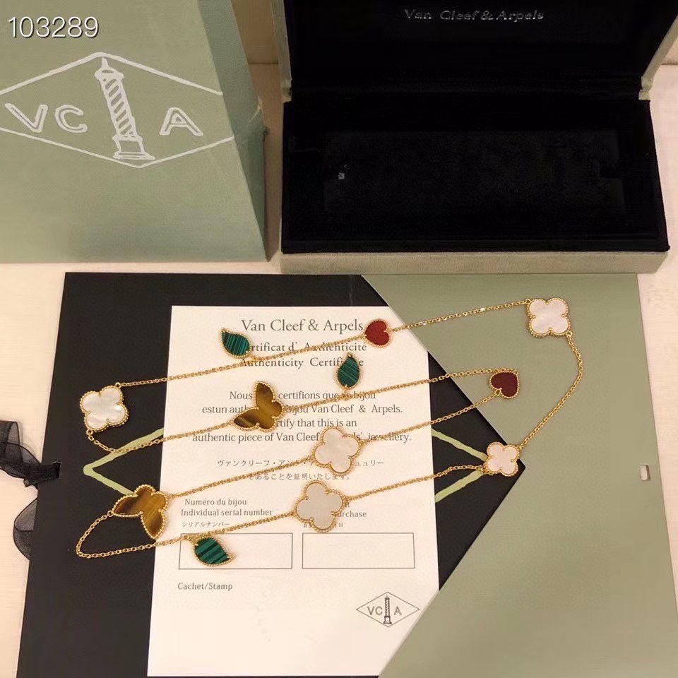 NO:113295,The real details of the VCA four-leaf clover 12 mixed necklace are presented!  Fan Ke Yabao Vca Four-leaf Crop Series Shipping Electroplating 18K Gold Technology Completely Consistent with the classic of this model No need to say much The highest level on the market Seamless inlaid original diamond buckle, jewelry boutique, necklace19860909VCA四叶草12混搭项链真实细节呈现！樊克雅宝 Vca 四叶草系列出货电镀18K金工艺 完全专柜一致此款的经典 不必多言 市面上最高级别 无缝镶嵌原版菱形扣,饰品精品,necklace,Jewelry