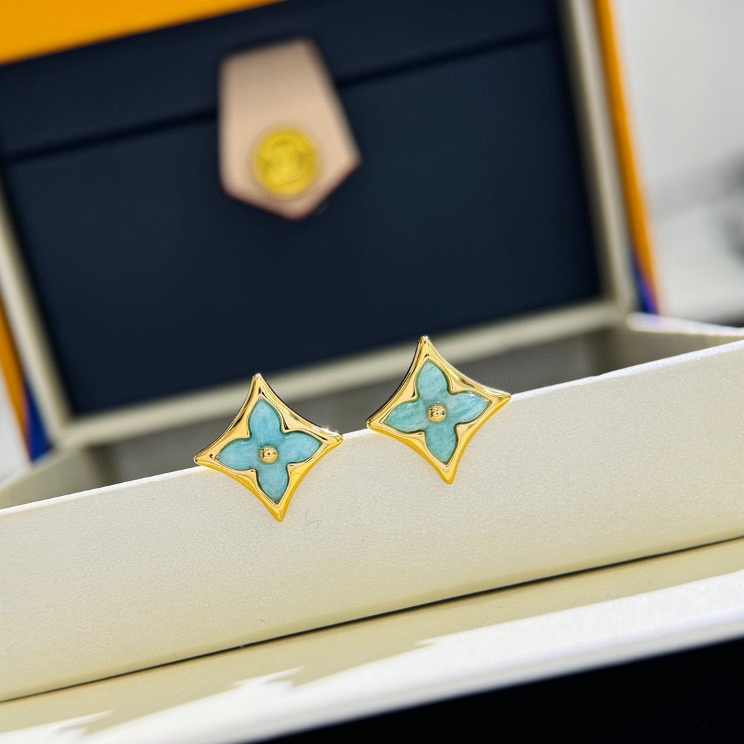 NO:104758,Donkey House New Style, Old Flower, Tianhe Stone, Earrings, New Style, Early Autumn, Super Beautiful!  !  Selected imported materials from Germany, champagne gold, electroplated thick gold earrings, fine jewelry, louis vuitton, louis vuitton19860909驴家 新款 老花 天河石 耳钉 早秋新款 超美腻！！精选德国进口材质 香槟金 电镀厚金 耳钉,饰品精品,louis vuitton,louis vuitton,Jewelry