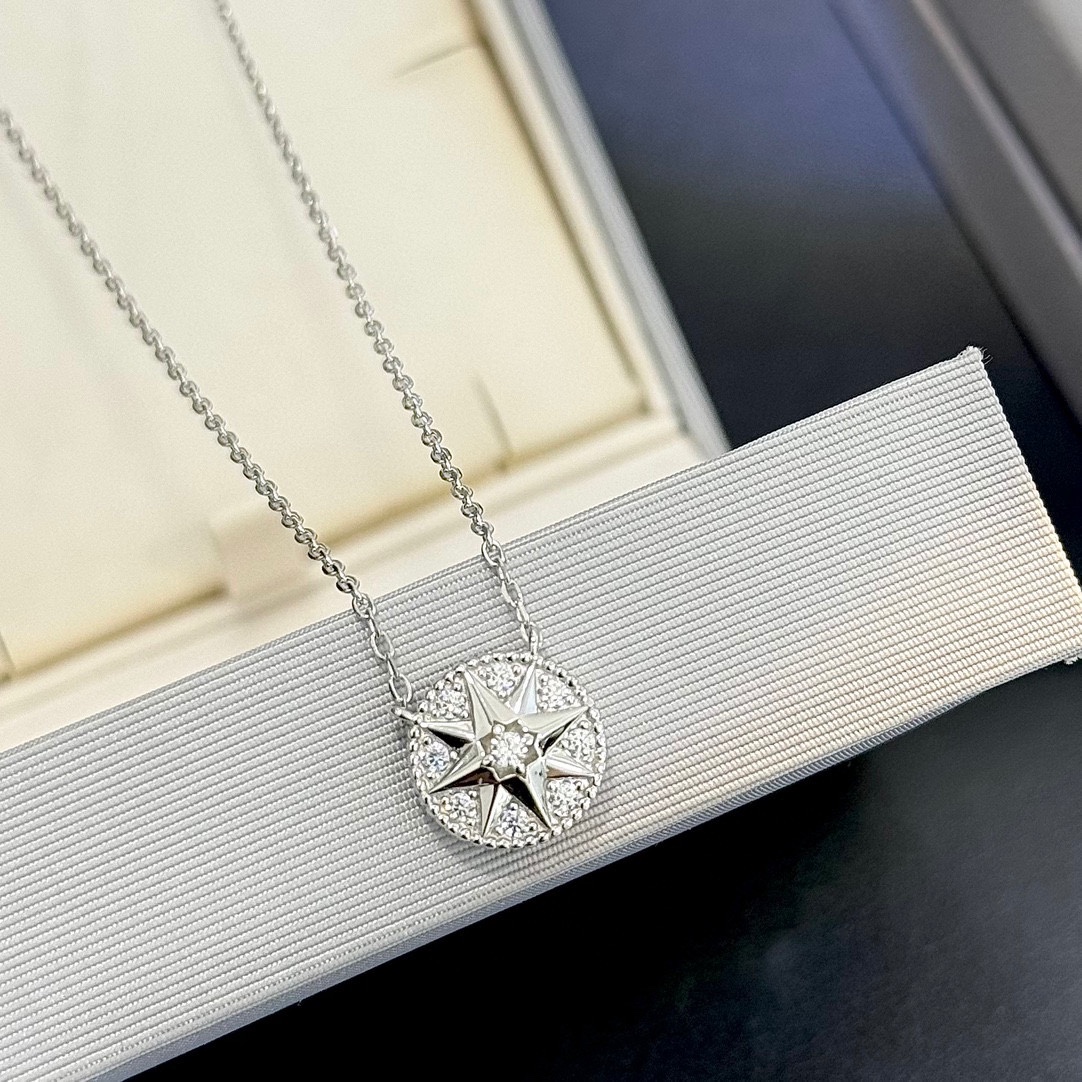 NO:107219,D Home Double-sided full diamond style Compass Necklace Original reproduction Luxury High-end Micro-Inlay Goddess must-have spot Duoduo Hurry up and buy platinum Electro-plated thick gold Necklace, jewelry boutique, dior, necklace19860909D家 双面满钻款 罗盘 项链 原版复刻 奢侈 高端微镶女神必备现货多多赶紧入手白金 电镀厚金 项链,饰品精品,dior,necklace,Jewelry
