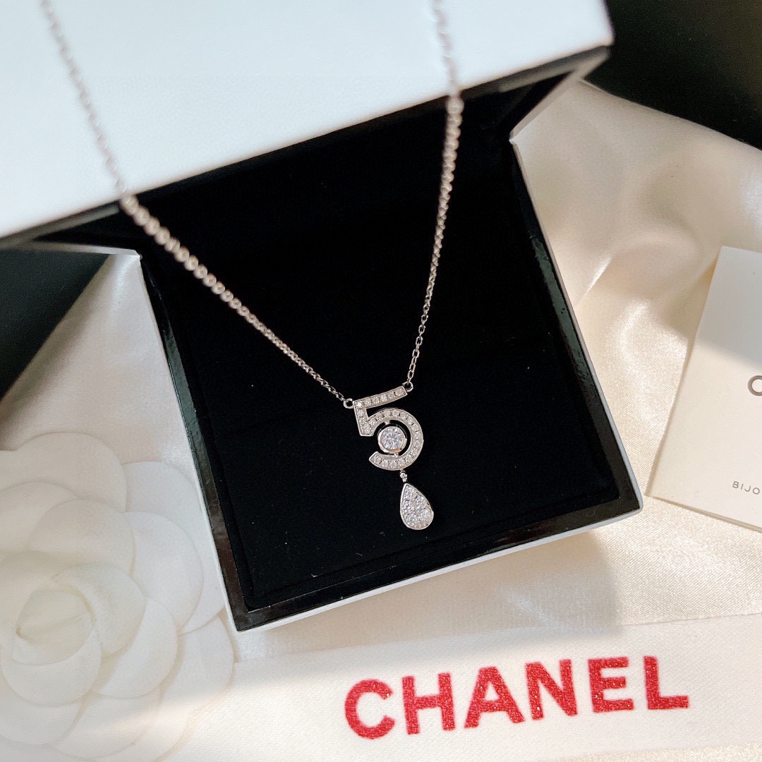 👑系列 专柜🆕打版 小香 CHANEL经典logo 5字 水滴 项链 耳钉 代购级别 一比一定制 S92