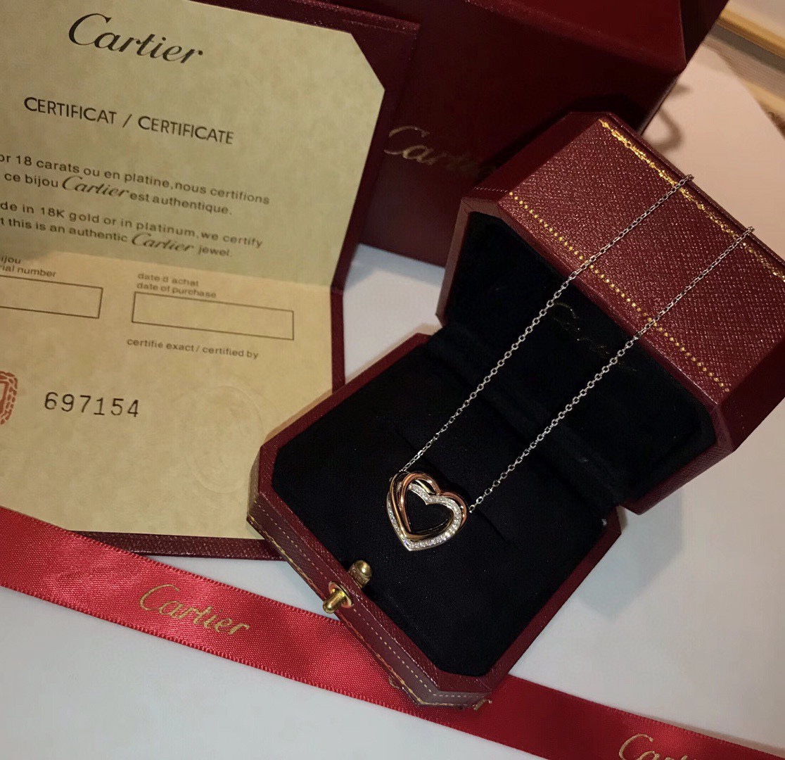 NO:115191,Selected Cartier Love, Three Gold, Three Rings, High-end 925 Sterling Silver, Micro Inlay, High-quality Material, Anti-allergic treatment, Counter 1:1 Original Super Exquisite, Each piece is completed by hand, the cost-effectiveness is self-evident, the side of the outer ring adopts a love hollow design like the counter, the jewelry is boutique, cartier, necklace, pure silver19860909精选 卡地亚爱心 三金 三环 项链高端925纯银 微镶工艺 优质材质 防过敏处理 专柜1:1原版超级精致每一件都是手工完成 性价比不言而喻外圈侧面都跟专柜一样采用爱心镂空设计,饰品精品,cartier,necklace,pure silver,Jewelry