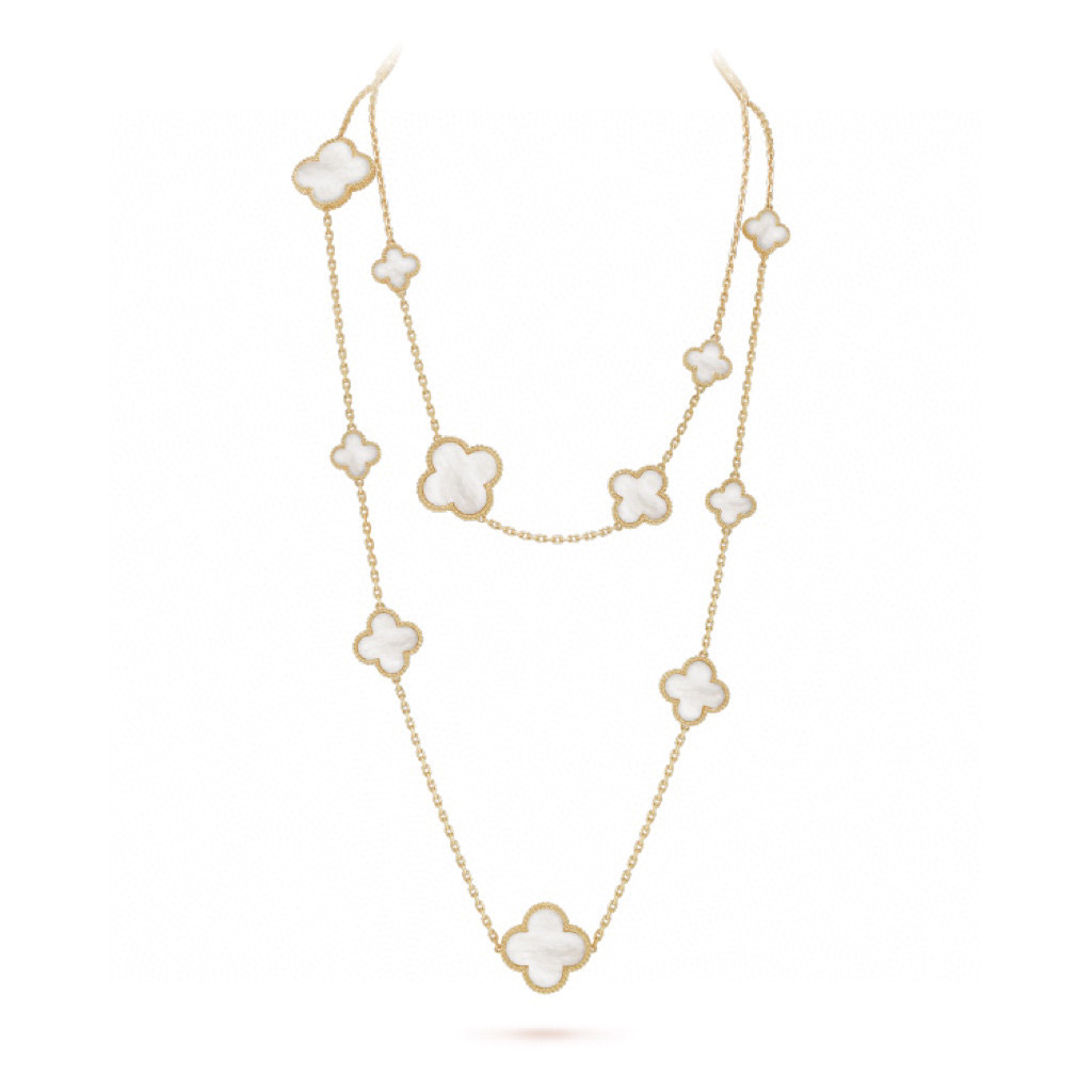 NO:115232,VCA high-end white Fritillaria 16-flowered four-leaf clover necklace. Cleef&Arpels four-leaf clover This series is designed with smooth lines and easy to wear. It shows the possibility of infinite matching and brings a rich and diverse style to the life of every woman., jewelry boutique, christian louboutin, necklace19860909VCA高级白贝母16花四叶草项链.Cleef&Arpels 四叶草 此系列设计灵动,线条流畅,易于佩戴.展现无限搭配的可能,为每一位女性的生活带来丰富多样的风姿.,饰品精品,christian louboutin,necklace,Jewelry