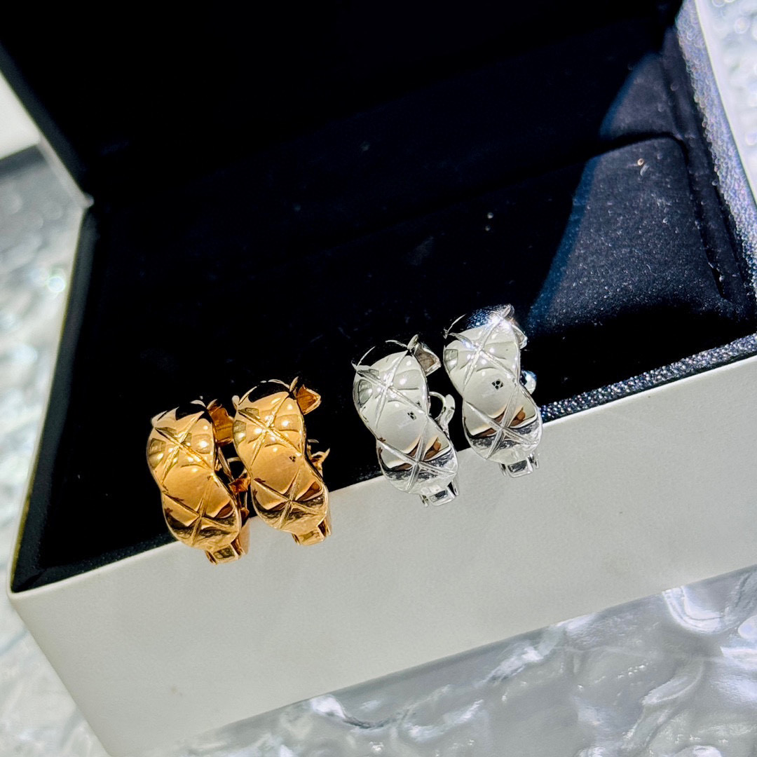 NO:112461,CNC version Xiaoxiang Classic style Diamond grille ear shot High-end customization Real-time high-end jewelry coco crush!  All-star lineup COCO CRUSH new product!  Series high-end jewelry rings, super durable, platinum rose gold, electroplated thick gold, ear shots, jewelry quality, ring19860909CNC版本 小香 经典款 菱格 光面 耳拍 高端定制 实拍高端珠宝coco crush！全明星阵容 COCO CRUSH 新品！系列高级珠宝戒指 超级耐看 铂金玫瑰金 电镀厚金 耳拍,饰品精品,ring,Jewelry