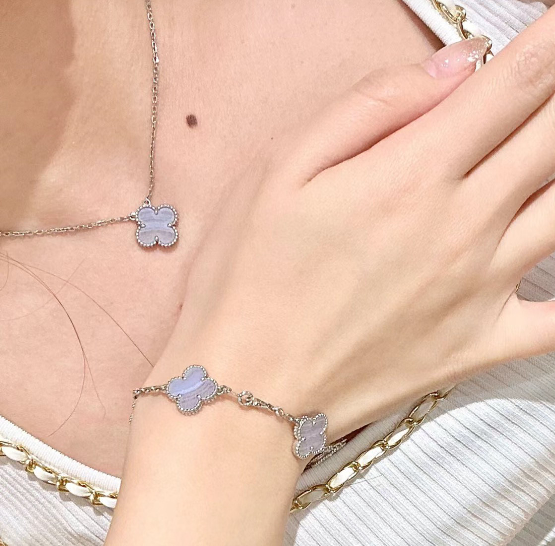 Unique High-End Jewelry Collection with Natural Elements and Customized Design - 图片 3